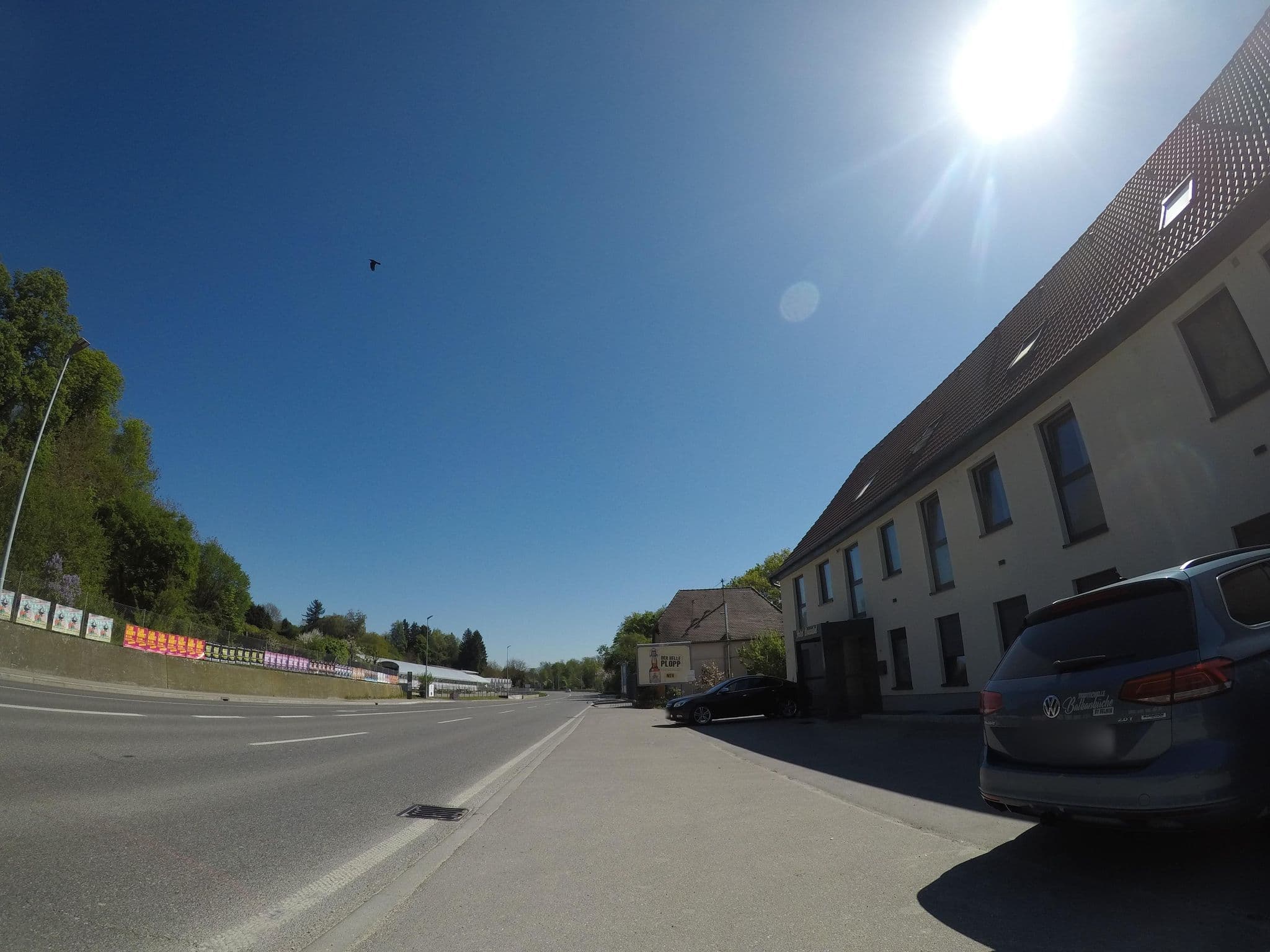 Street view near Hotel Donautal, Ulm — © ray66 (CC BY-SA · Mapillary)