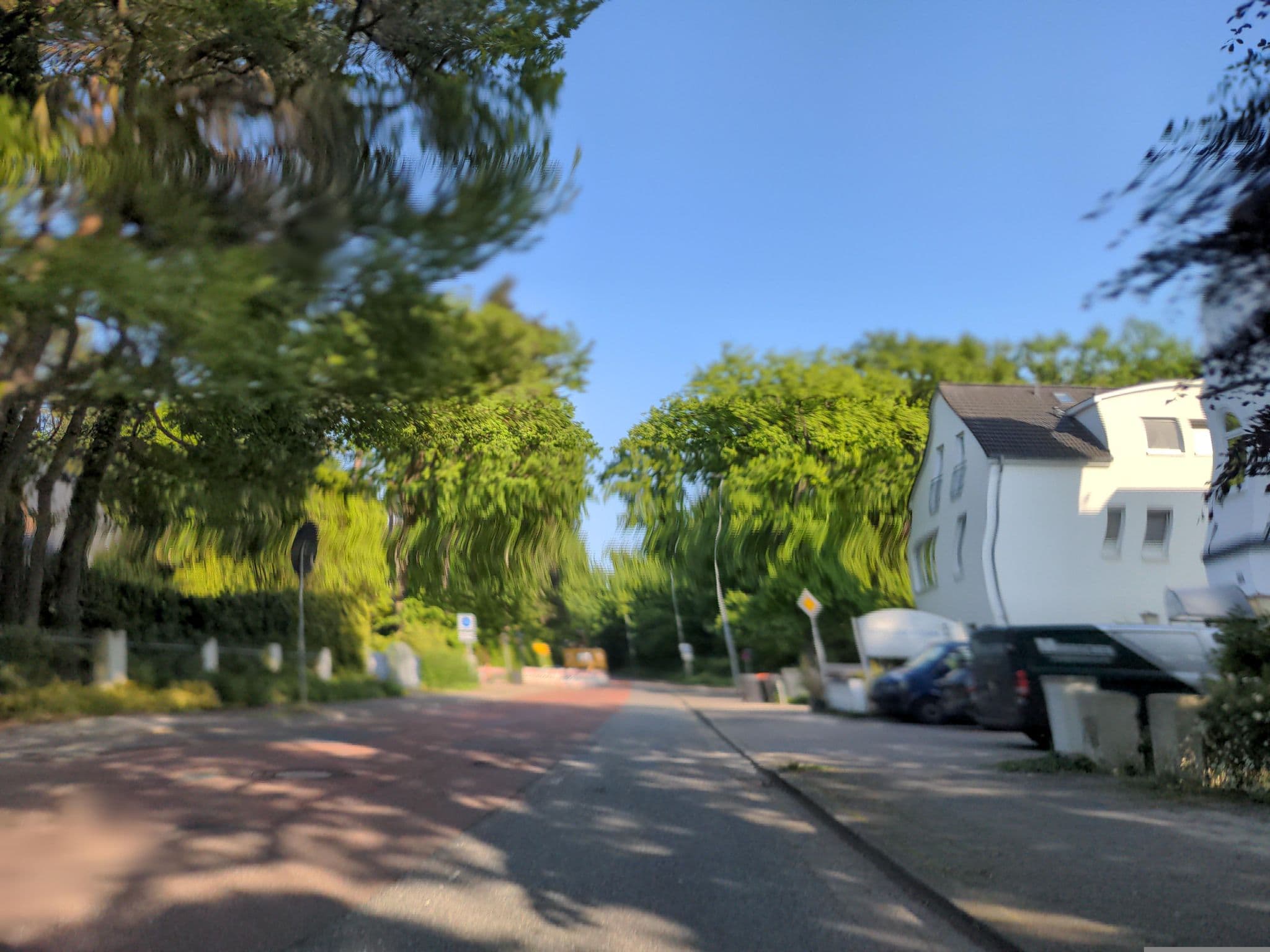 Street view near Hotel Leuchtturm, Timmendorfer Strand — © rasmustravemnd (CC BY-SA · Mapillary)