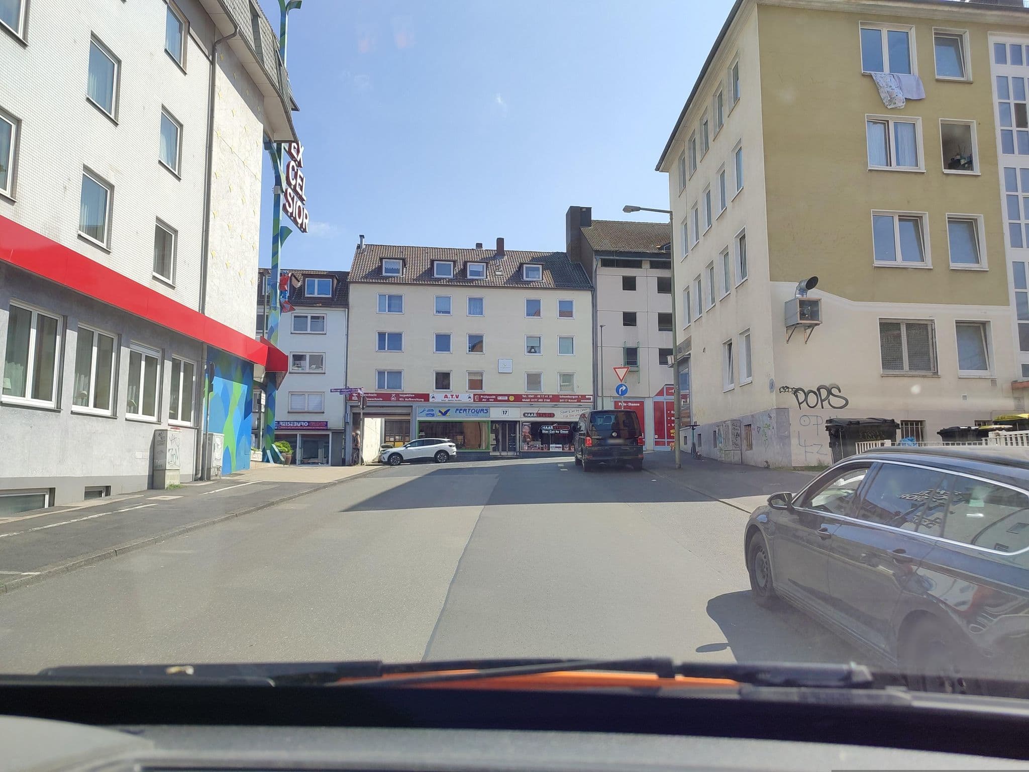 Street view near TRYP Hotel, Kassel — © Eteif (CC BY-SA · Mapillary)