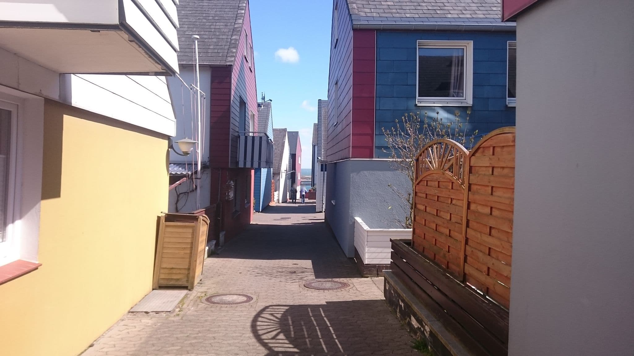 Street view near Haus Sonnenschein, Helgoland — © thx (CC BY-SA · Mapillary)