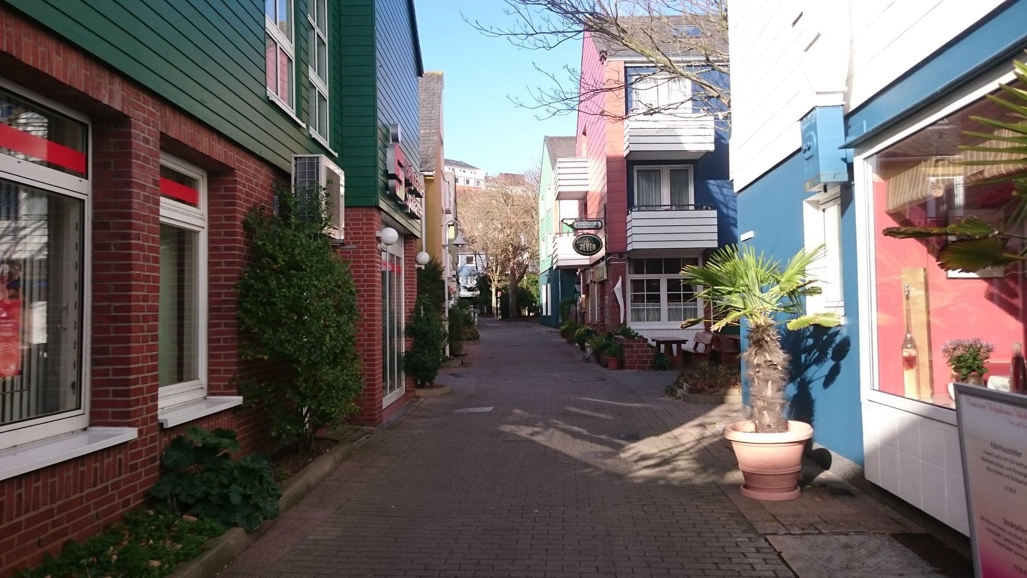 Street view near Rüm Hart, Helgoland — © thx (CC BY-SA · Mapillary)