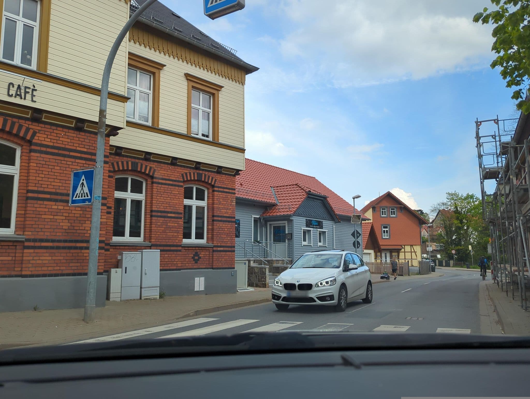 Street view near Altstadthotel, Ilsenburg — © AlexSpritze (CC BY-SA · Mapillary)