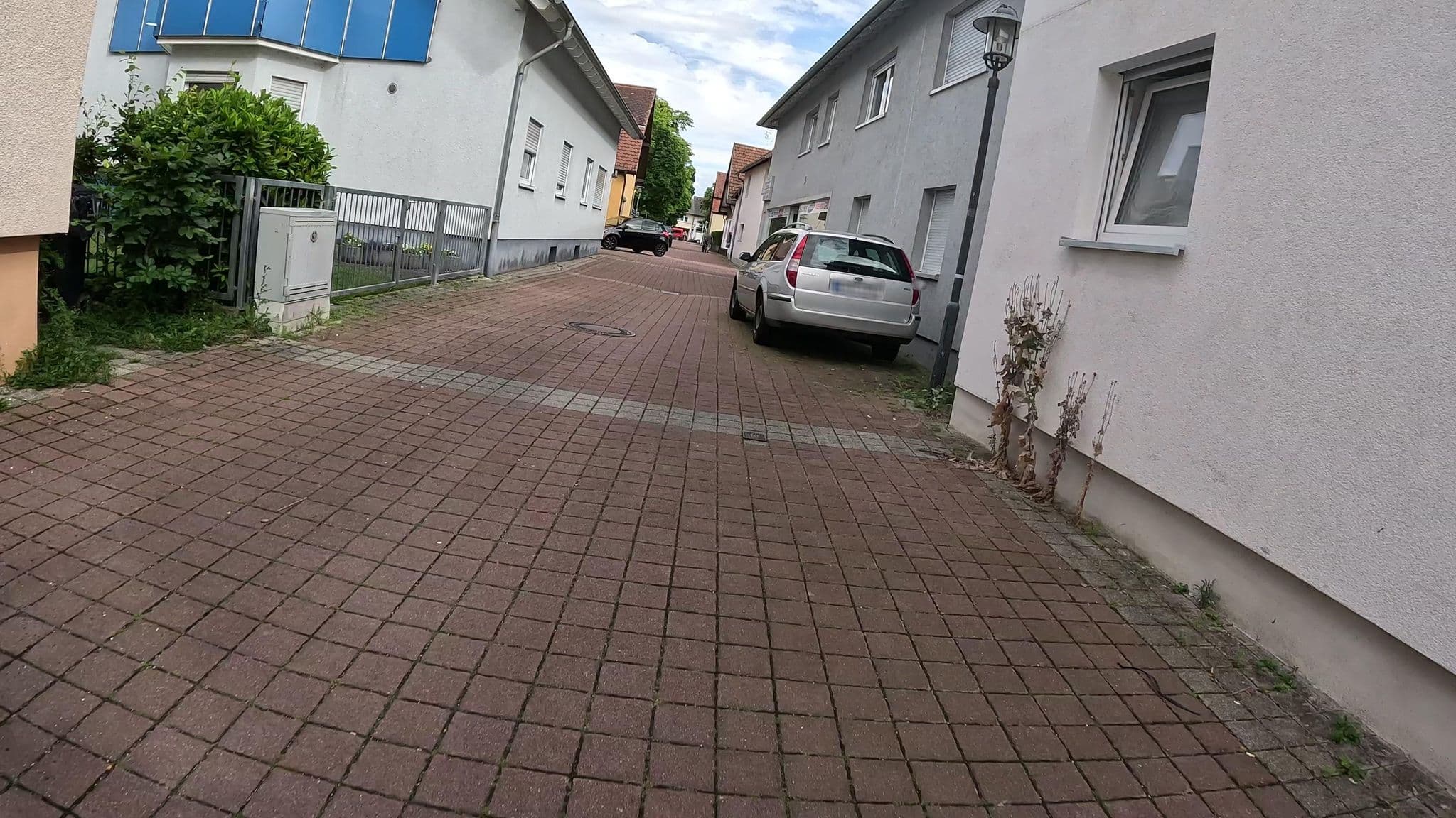 Street view near Ferienwohnung Fuhrmann, Rheinstetten — © marwe (CC BY-SA · Mapillary)