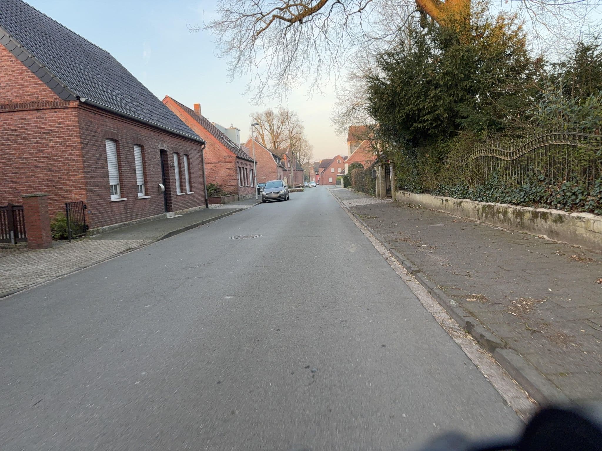 Street view near Die Villa, Emsdetten — © peterossege (CC BY-SA · Mapillary)