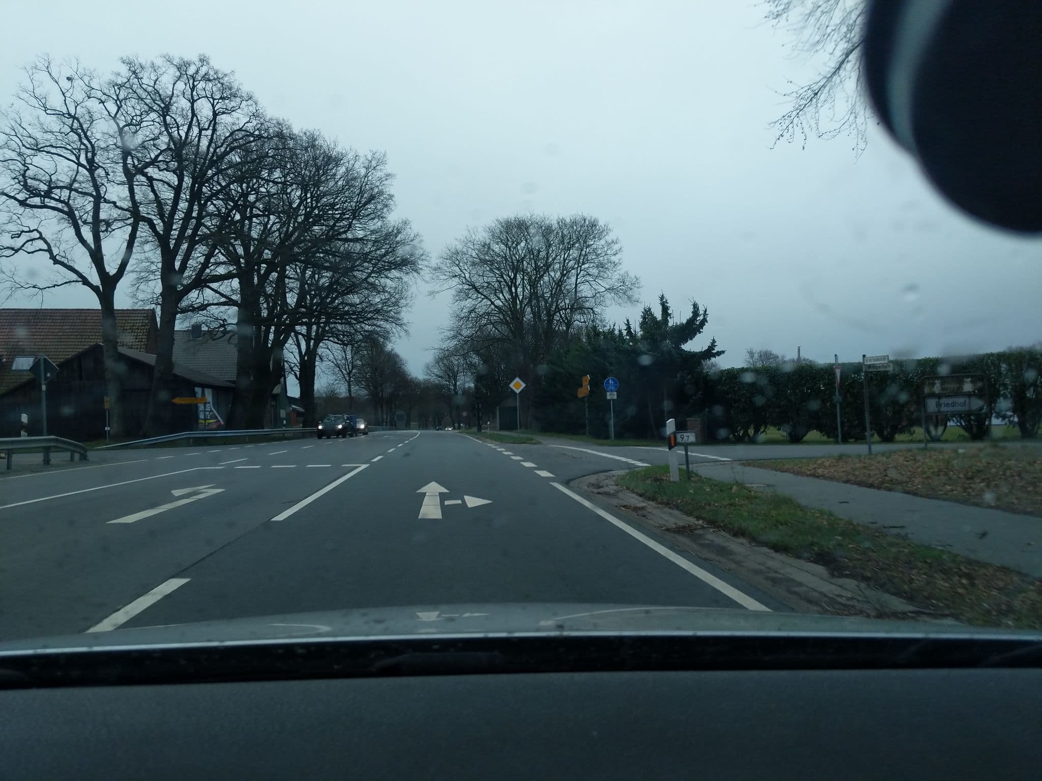 Street view near Landhaus Hagenah, Heinbockel — © nesshof (CC BY-SA · Mapillary)
