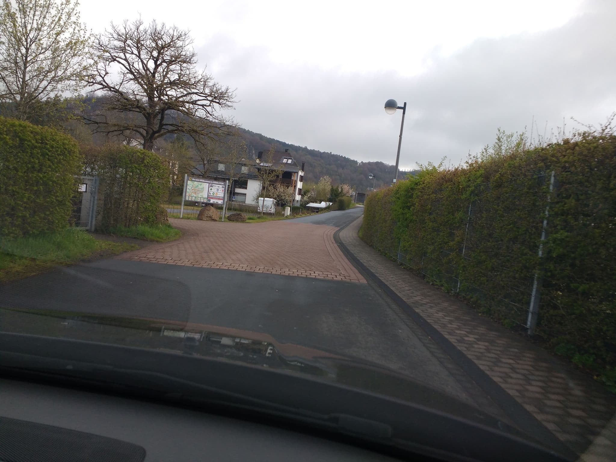 Street view near Wohnmobilstellplatz Gerolstein, Gerolstein — © rb61 (CC BY-SA · Mapillary)