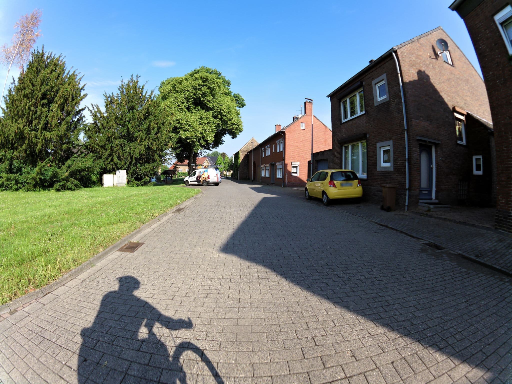 Street view near Bed & Breakfast Millen, Saeffelen — © madel (CC BY-SA · Mapillary)