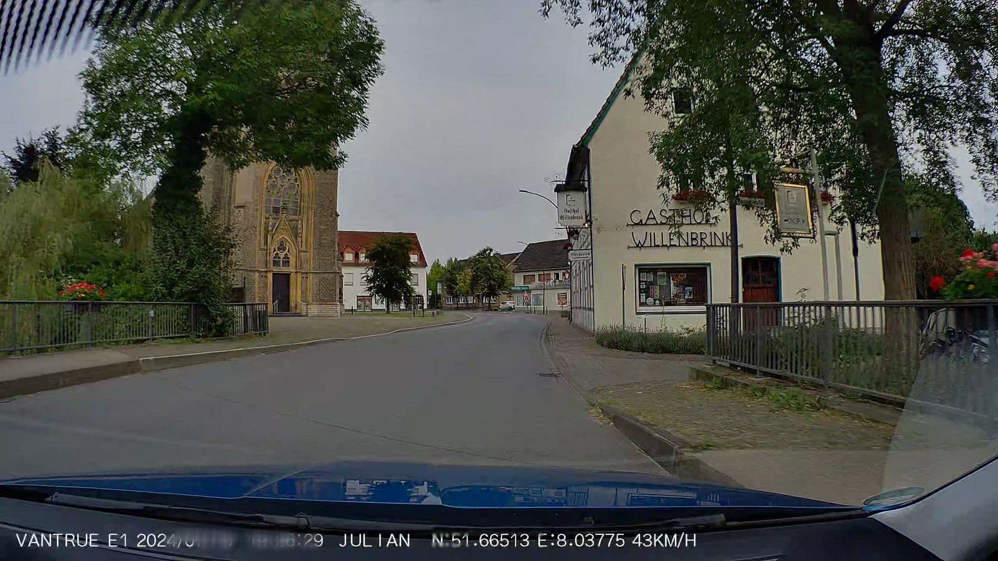 Street view near Willenbrink, Welver — © nrailuj (CC BY-SA · Mapillary)