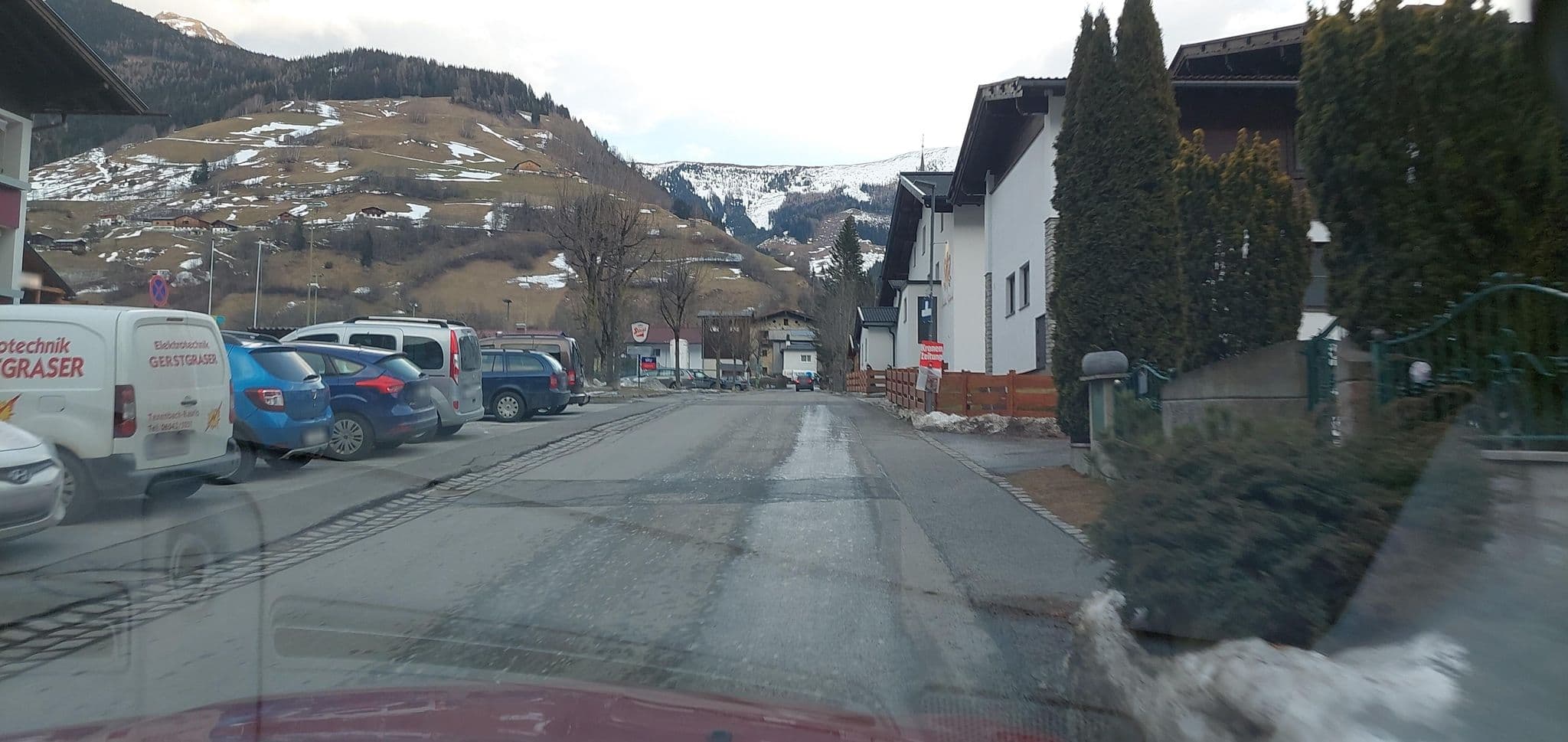 Street view near Haus Enzian, Rauris — © gzin (CC BY-SA · Mapillary)