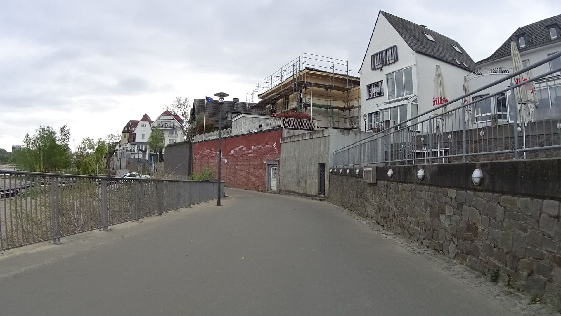 Street view near Rheinstation, Rodenkirchen — © ramap (CC BY-SA · Mapillary)