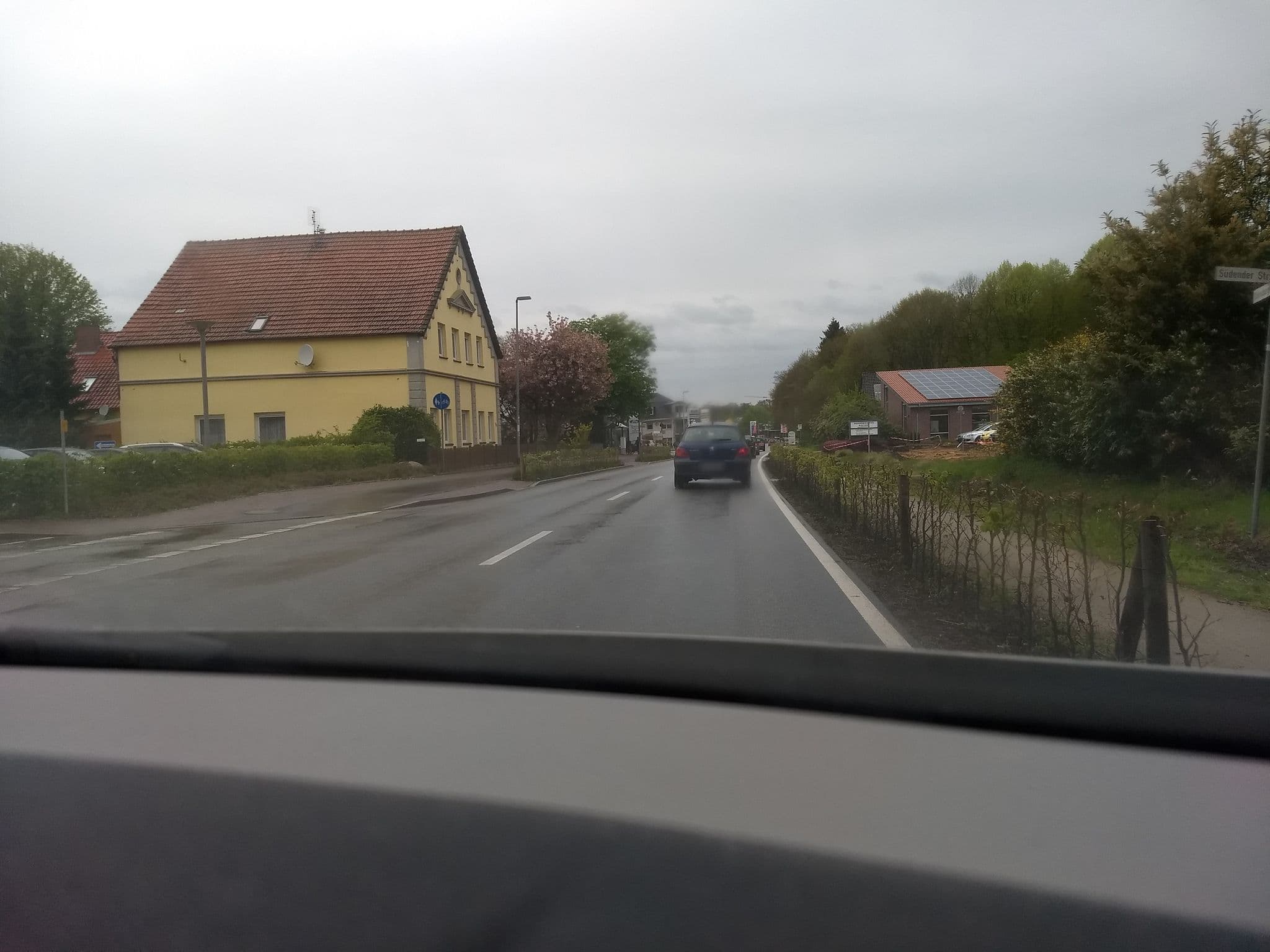 Street view near Akademiehotel, Rastede — © lumbar (CC BY-SA · Mapillary)