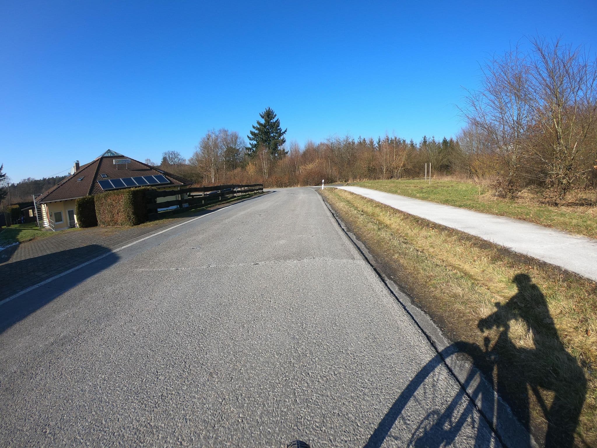 Street view near Gästehaus Windhagen, Windhagen — © bernd1960 (CC BY-SA · Mapillary)