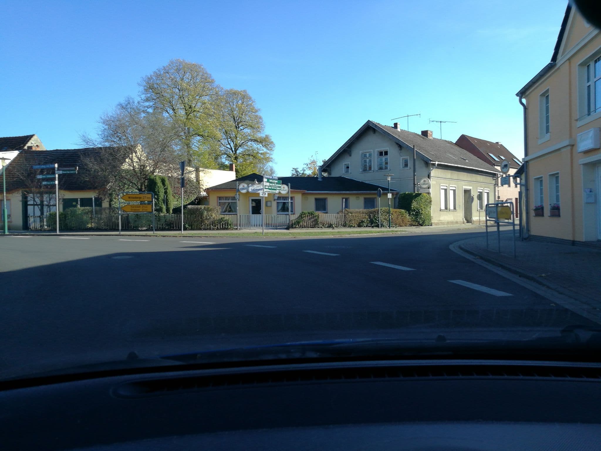 Street view near Pension Bartoschewitz, Lenzen — © hotteliene (CC BY-SA · Mapillary)