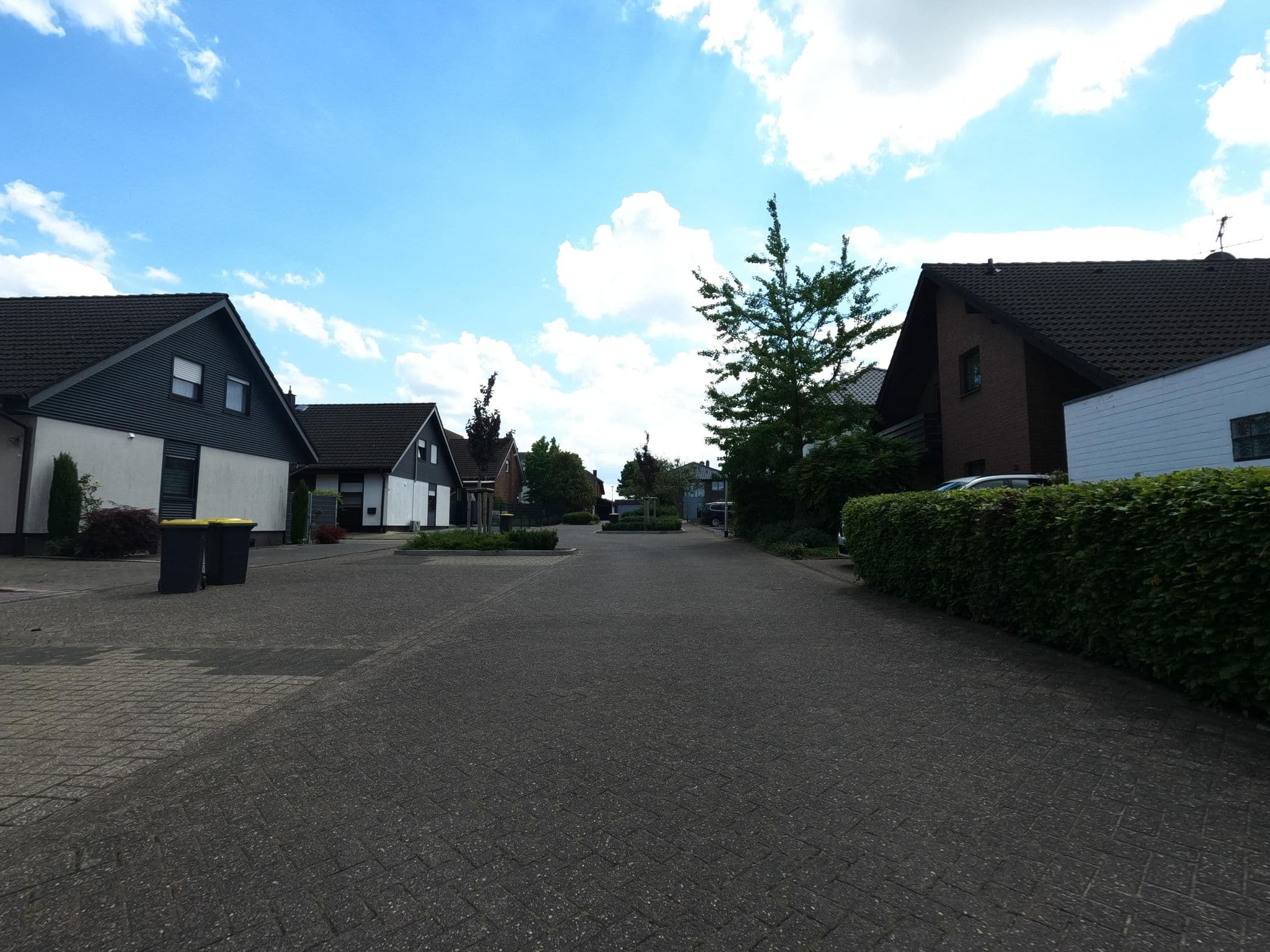 Street view near Ferienwohnung "Orsbeck", Wassenberg — © hektor1989 (CC BY-SA · Mapillary)