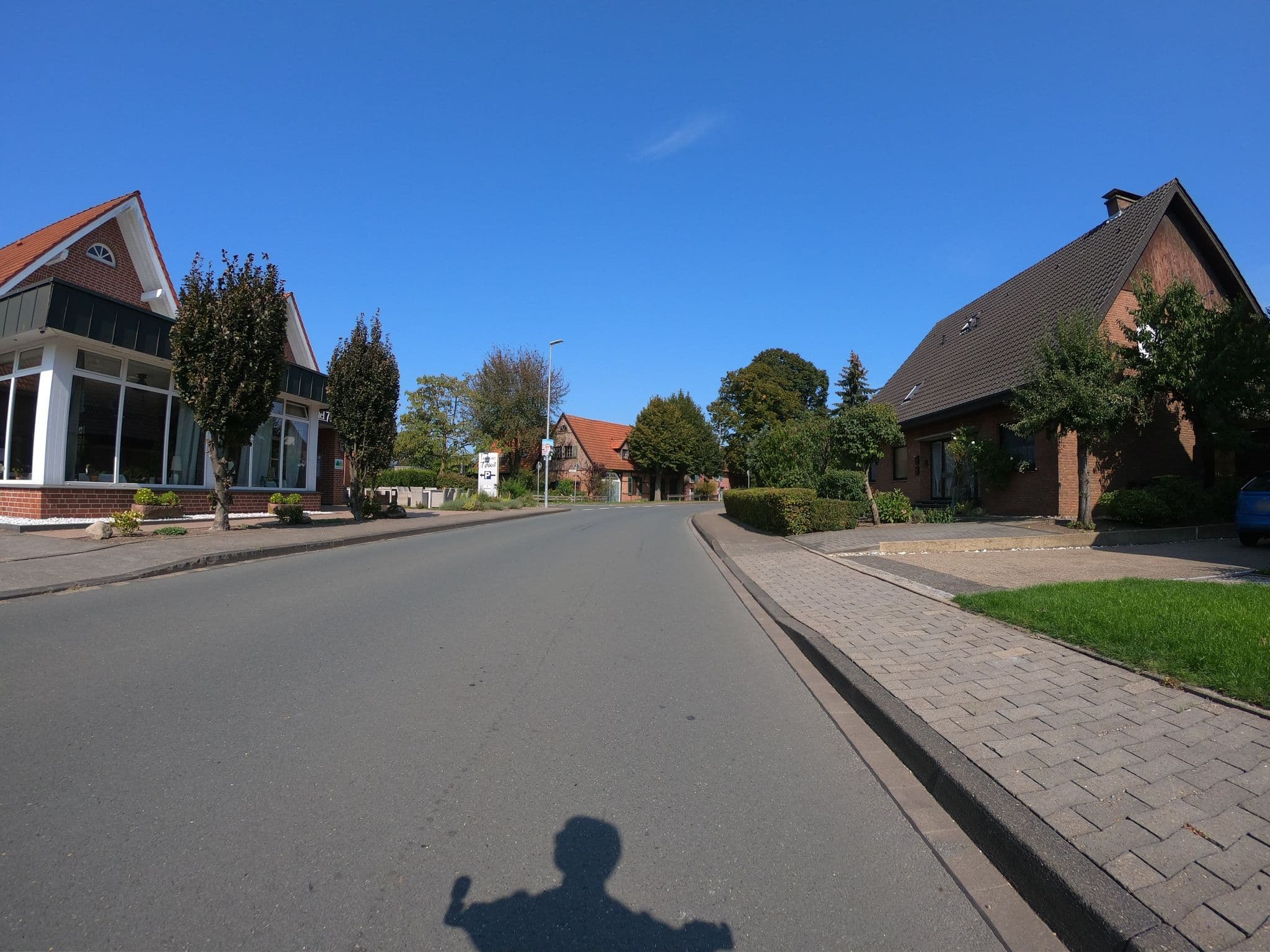 Street view near Landhotel Töns, Dülmen — © geogladbecker (CC BY-SA · Mapillary)