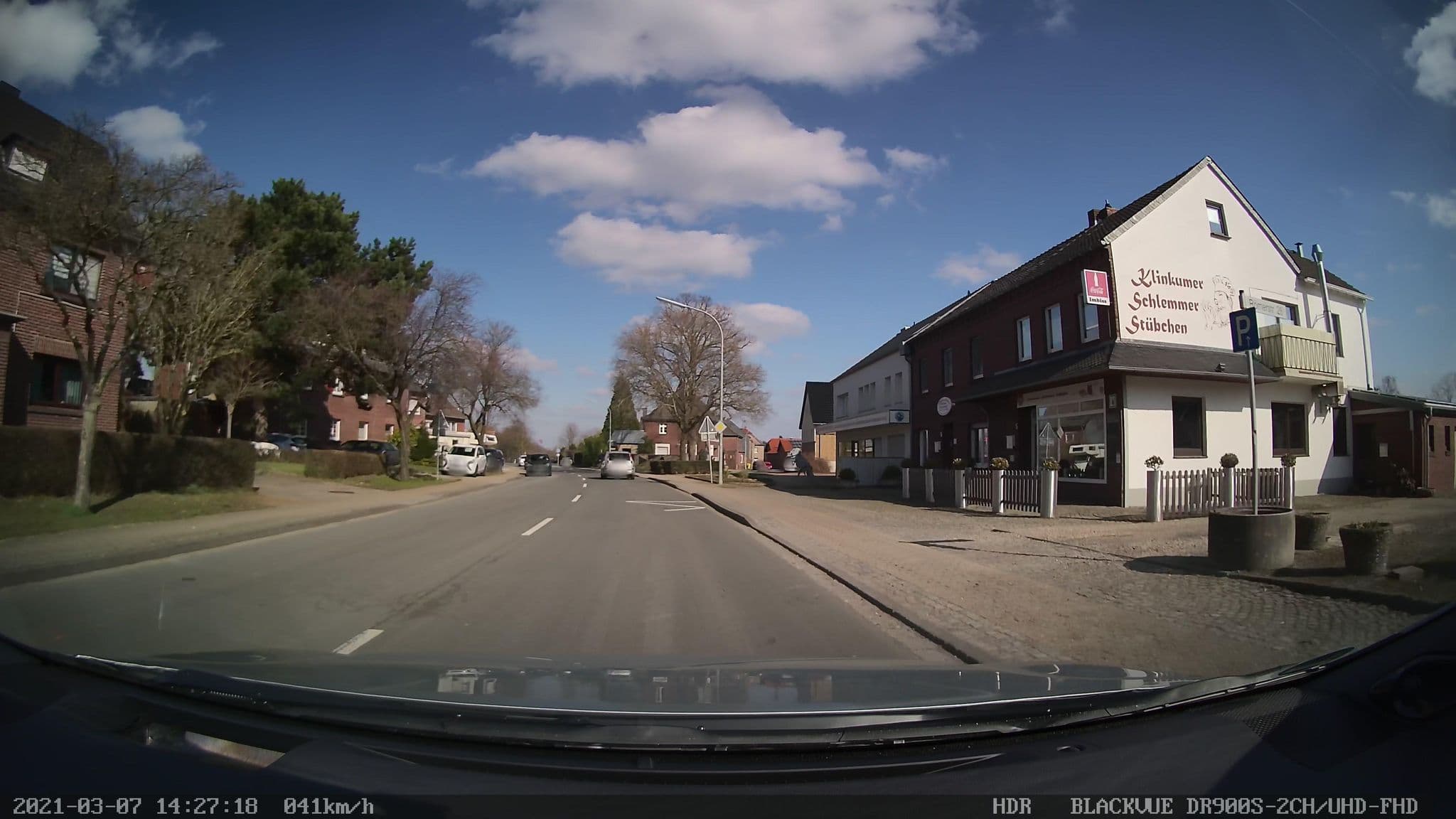Street view near Klinkumer Stübchen, Wegberg — © madel (CC BY-SA · Mapillary)