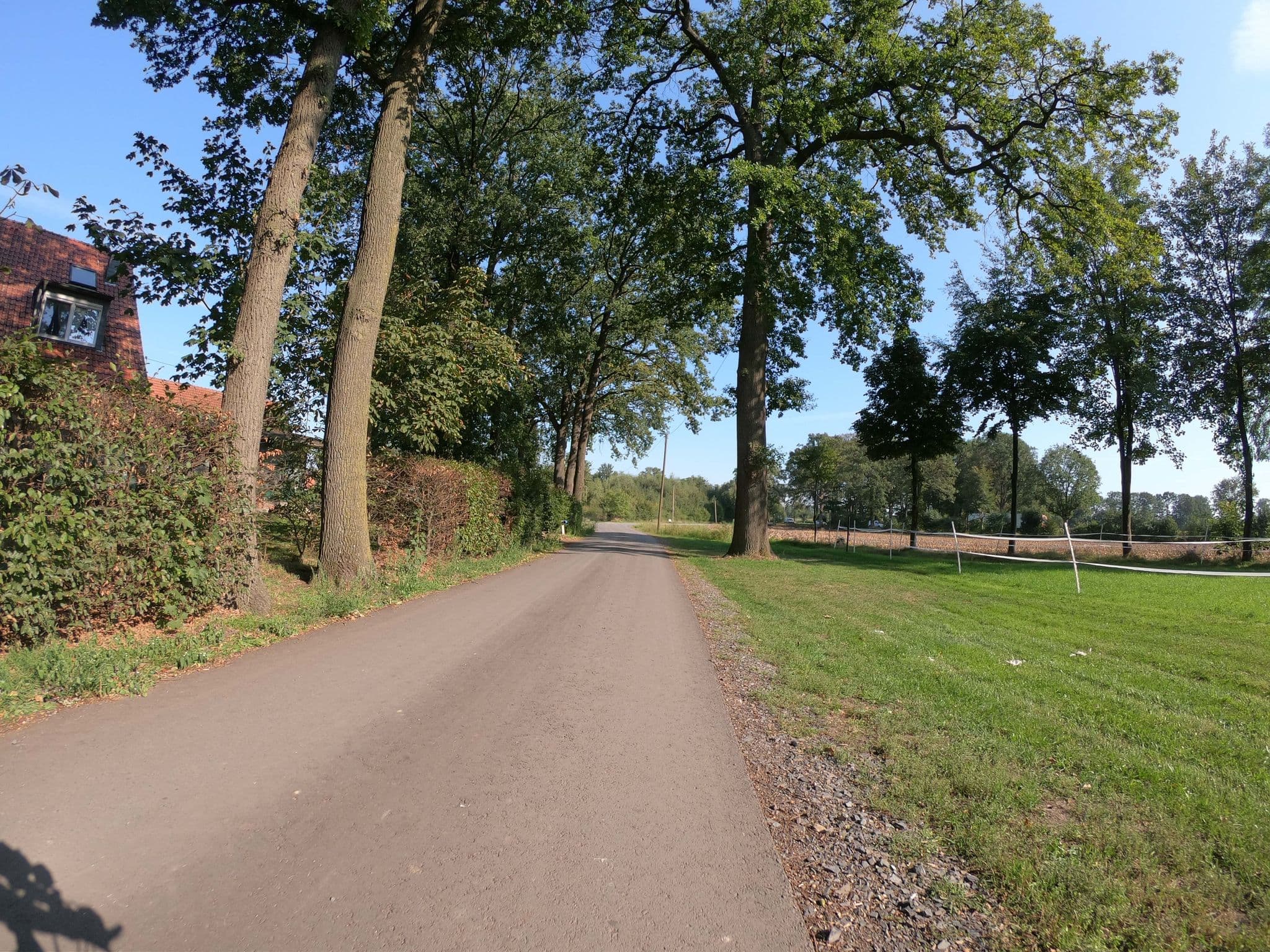 Street view near Pension Schnieder, Mariaveen — © geogladbecker (CC BY-SA · Mapillary)