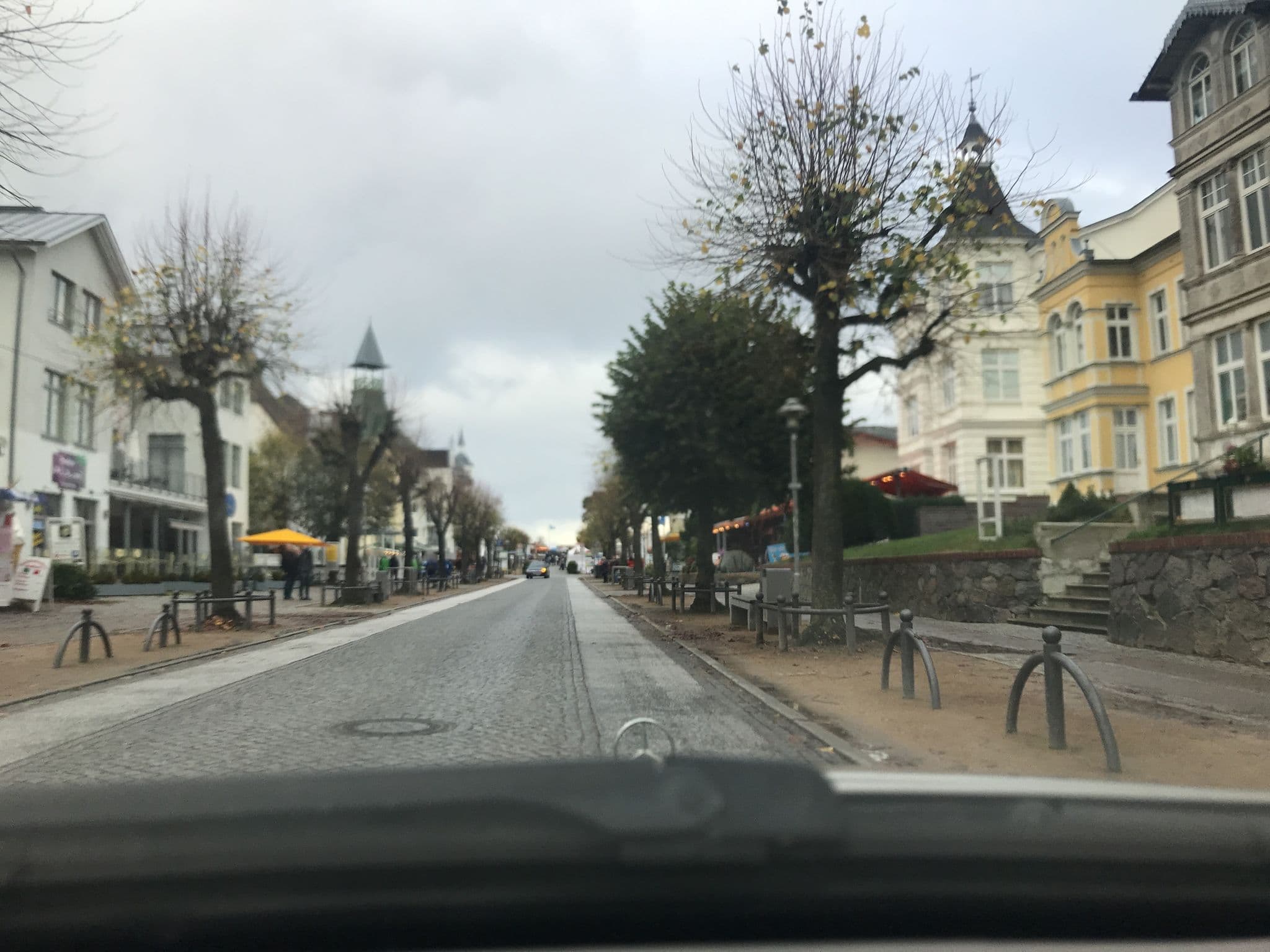 Street view near Hotel Primavera, Ostseebad Zinnowitz — © saschahaberkorn (CC BY-SA · Mapillary)