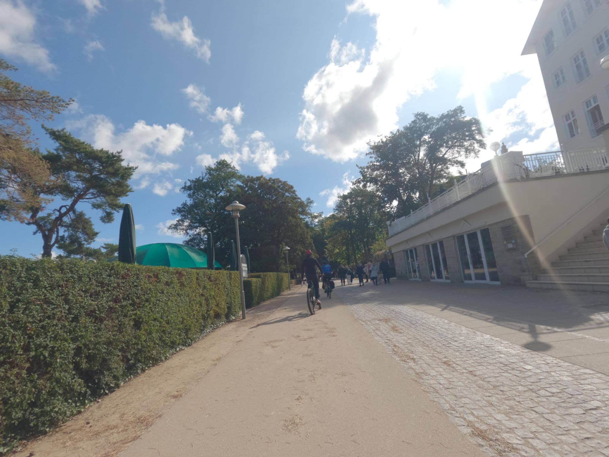 Street view near Haus Seeblick - Hotel Garni & Ferienwohnungen, Ostseebad Zinnowitz — © masterofnoroad (CC BY-SA · Mapillary)
