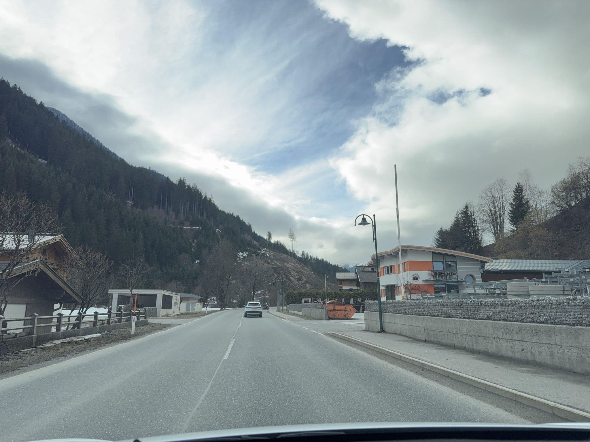 Street view near Salitererhof, Saalbach — © ottor (CC BY-SA · Mapillary)