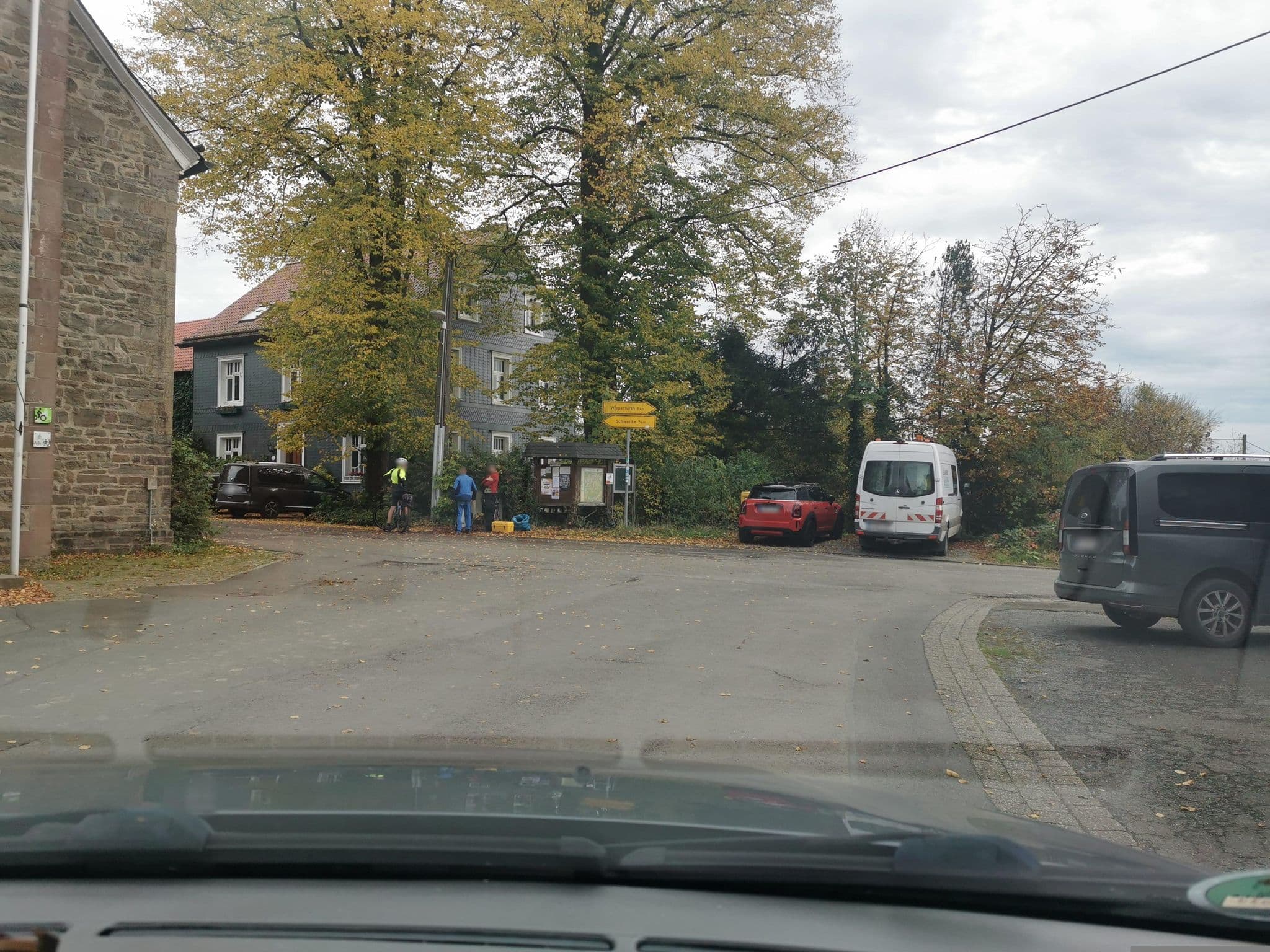 Street view near Gasthaus Wigger, Hückeswagen — © ASRvw (CC BY-SA · Mapillary)