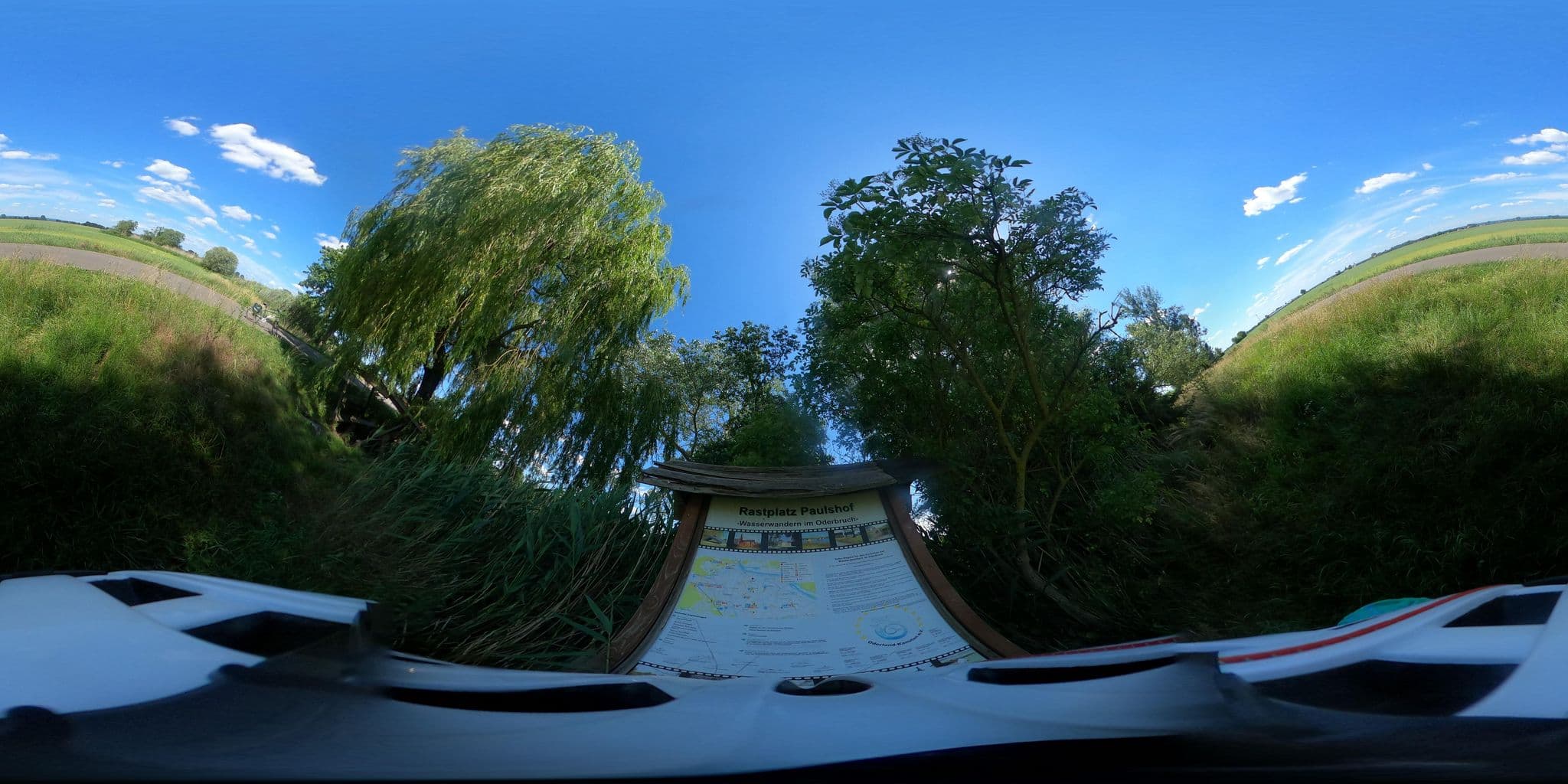Street view near Biwakplatz Paulshof, Bad Freienwalde — © Oderradler (CC BY-SA · Mapillary)