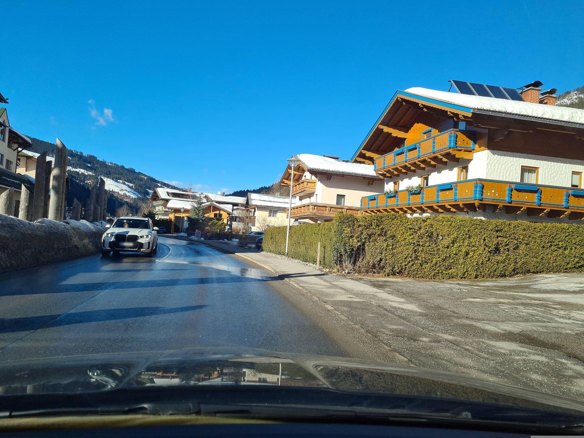 Street view near Hotel Alpina, Hof — © schermy_at (CC BY-SA · Mapillary)