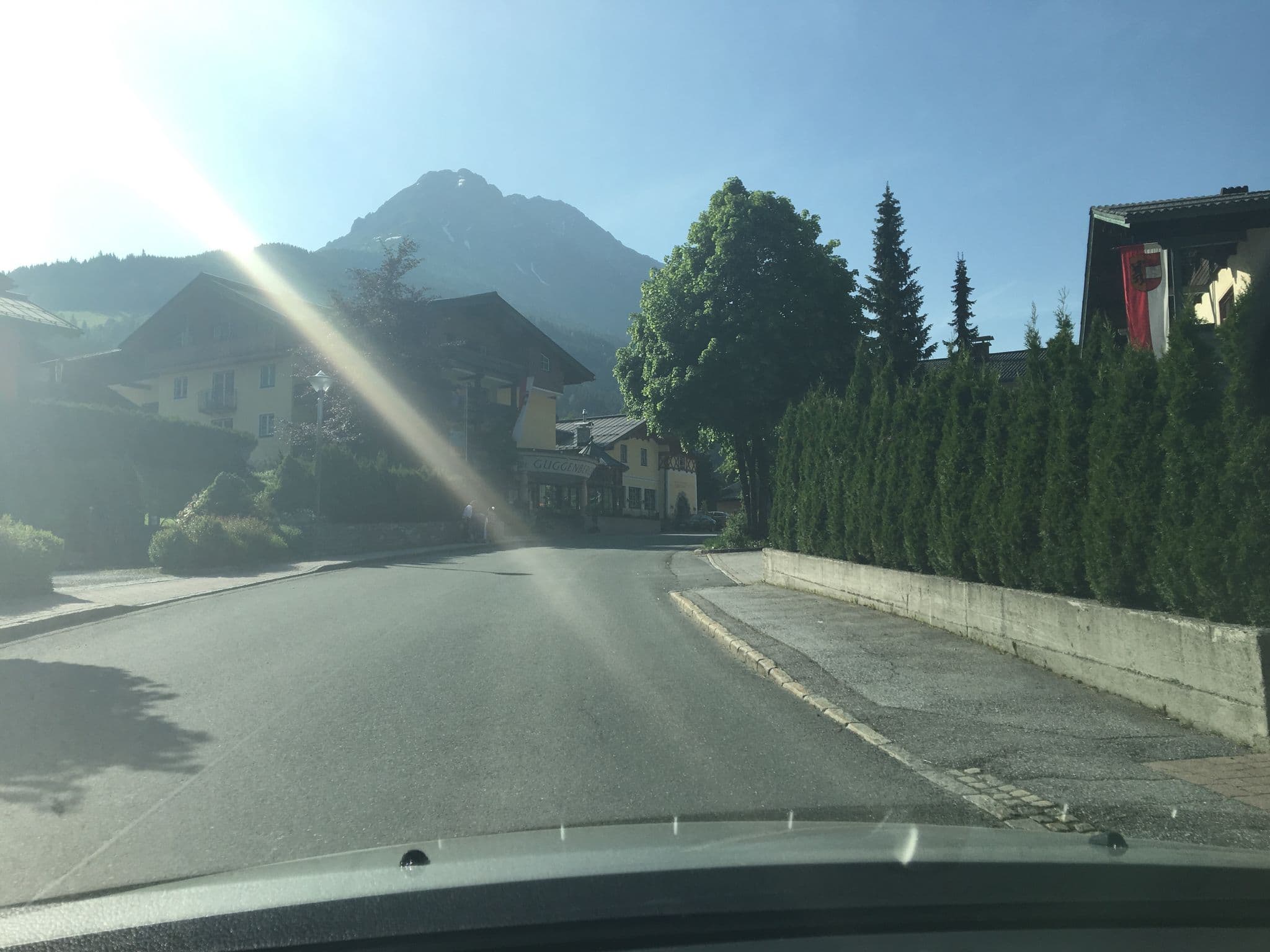 Street view near Hotel Keil, Hof — © chicc0 (CC BY-SA · Mapillary)