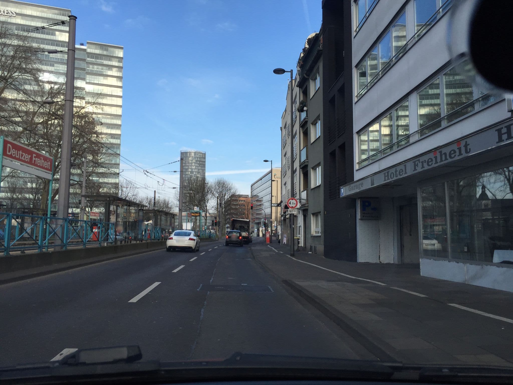Street view near Hotel Freiheit, Deutz — © avataryt (CC BY-SA · Mapillary)