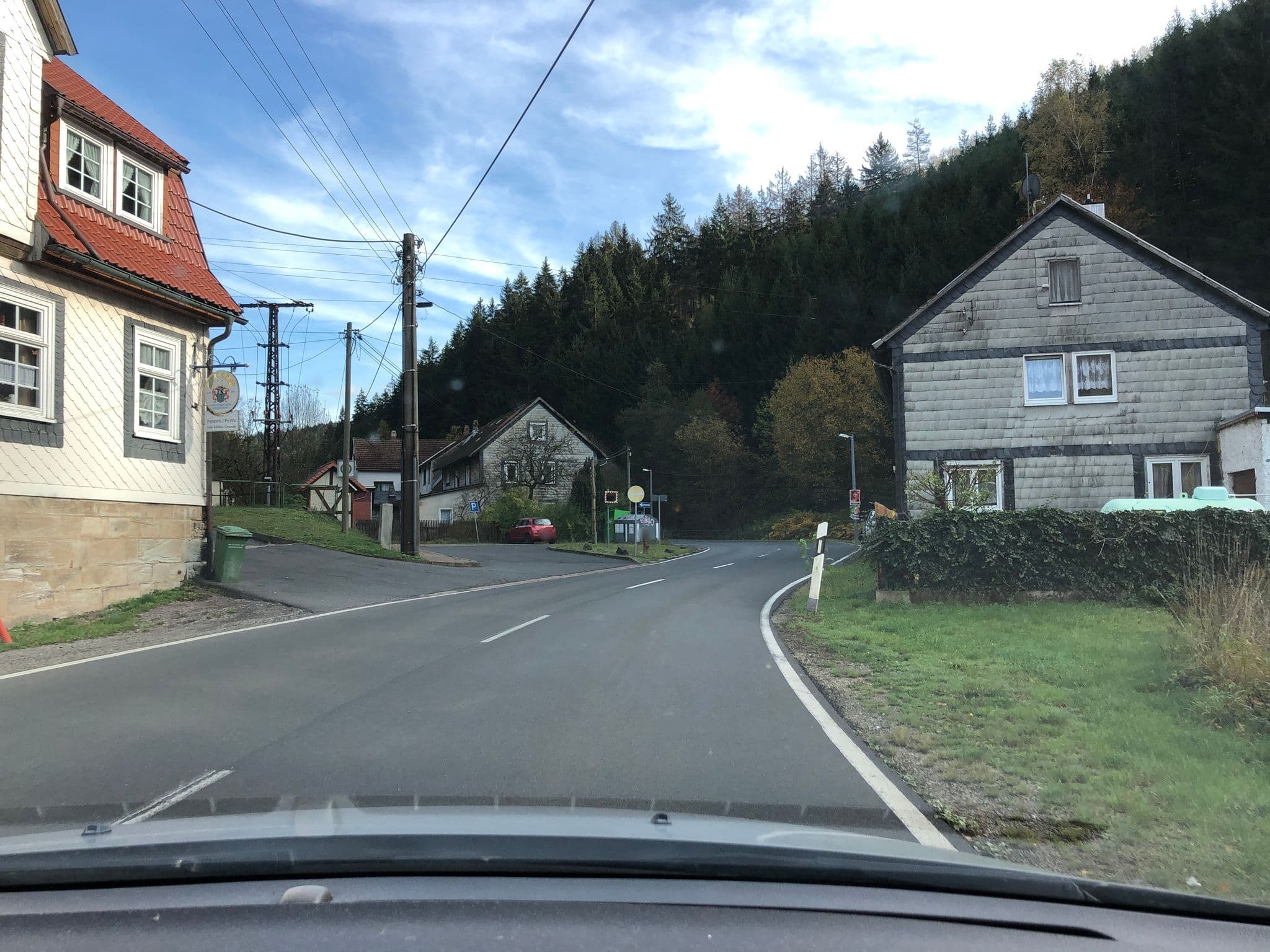 Street view near Zum Kühlen Grunde, Eisfeld — © bejotel (CC BY-SA · Mapillary)