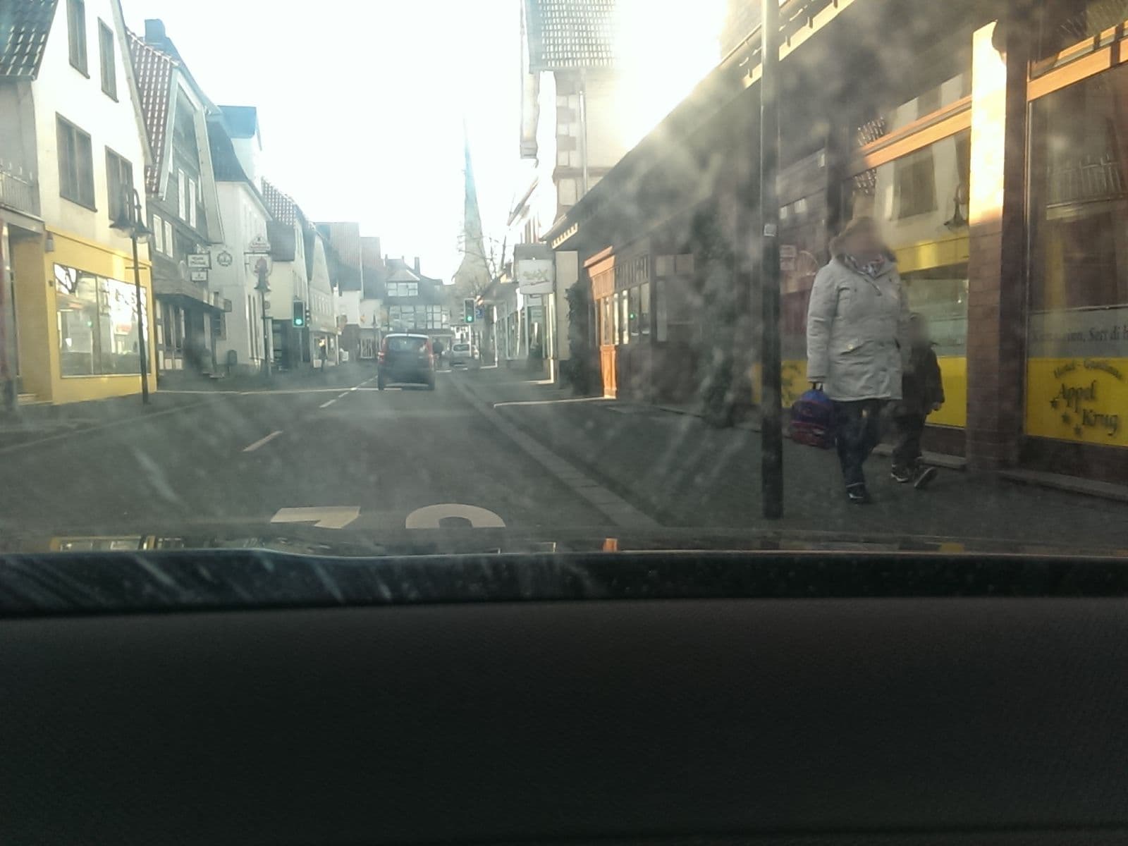 Street view near Hotel Appel-Krug, Delbrück — © live (CC BY-SA · Mapillary)