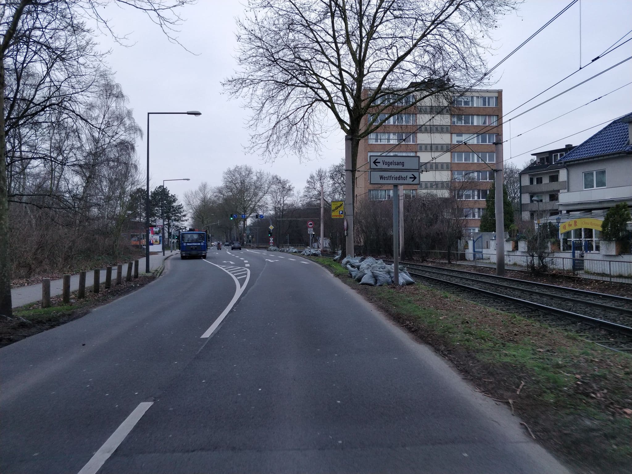 Street view near Hotel Zur 1000, Mengenich — © raymond (CC BY-SA · Mapillary)