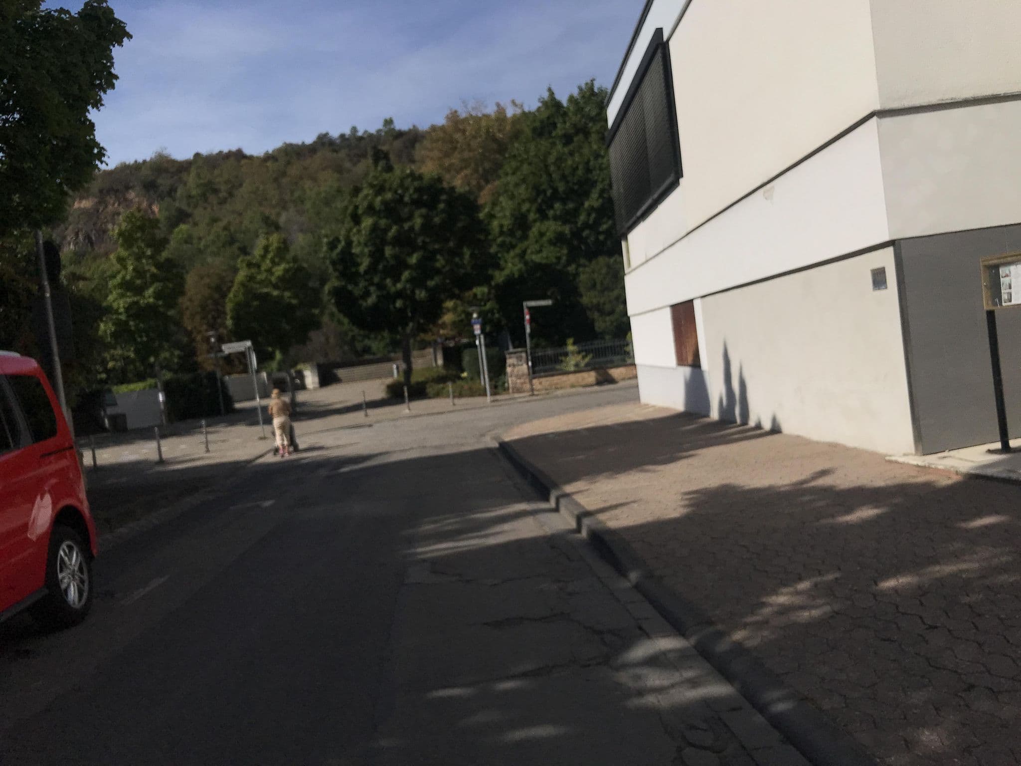 Street view near Hotel Caravelle, Bad Kreuznach — © troher15 (CC BY-SA · Mapillary)