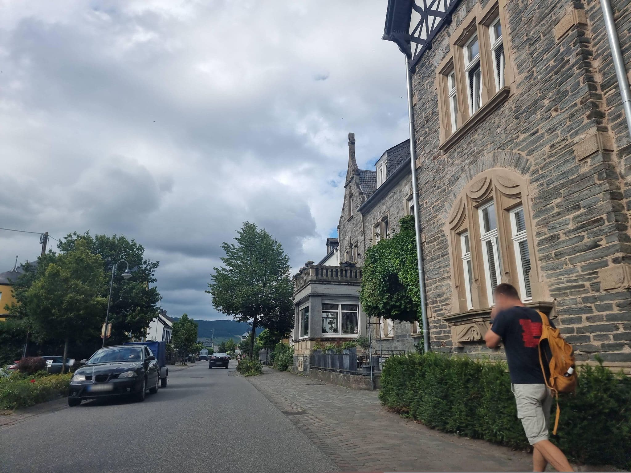 Street view near Landgasthof Altes Weingut, Neumagen-Dhron — © ma_rt_in (CC BY-SA · Mapillary)