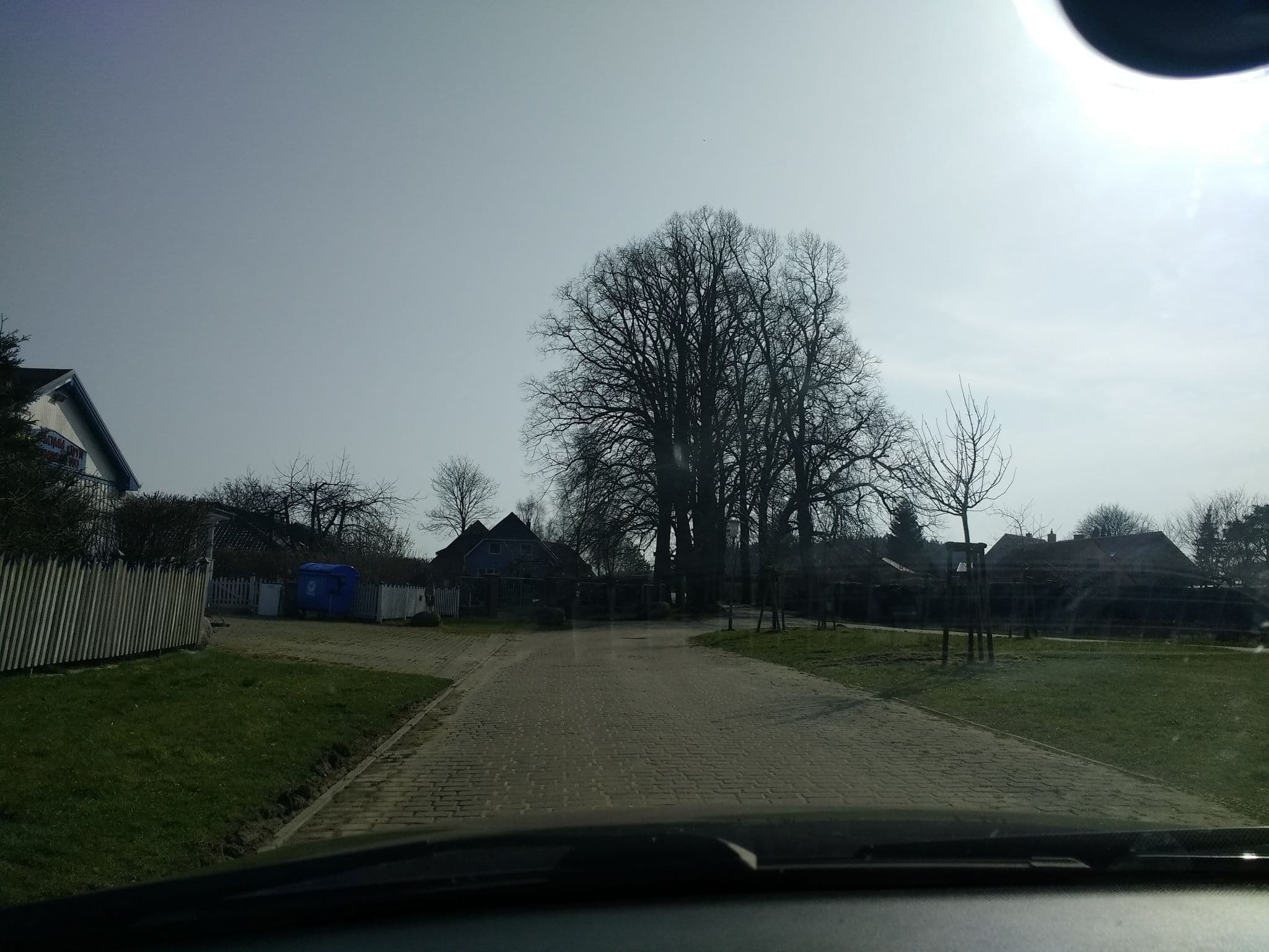 Street view near Ferienwohnungen Timm, Bergen auf Rügen — © mirasolera (CC BY-SA · Mapillary)