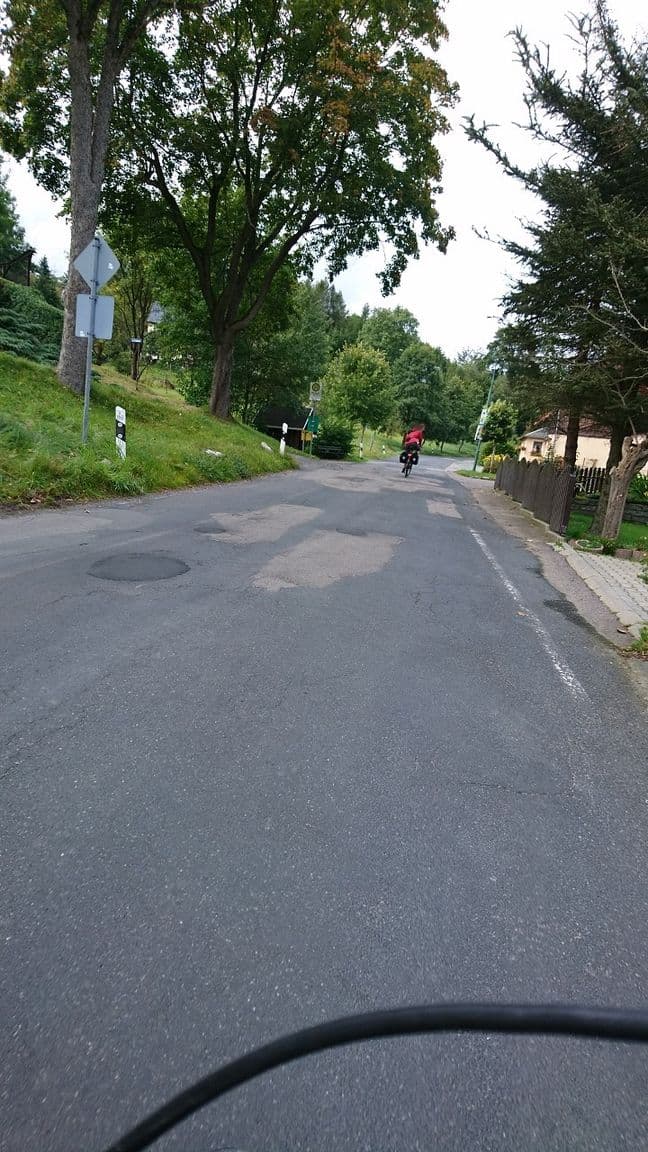 Street view near Gasthaus Neumann, Rechenberg-Bienenmühle — © jochenb (CC BY-SA · Mapillary)