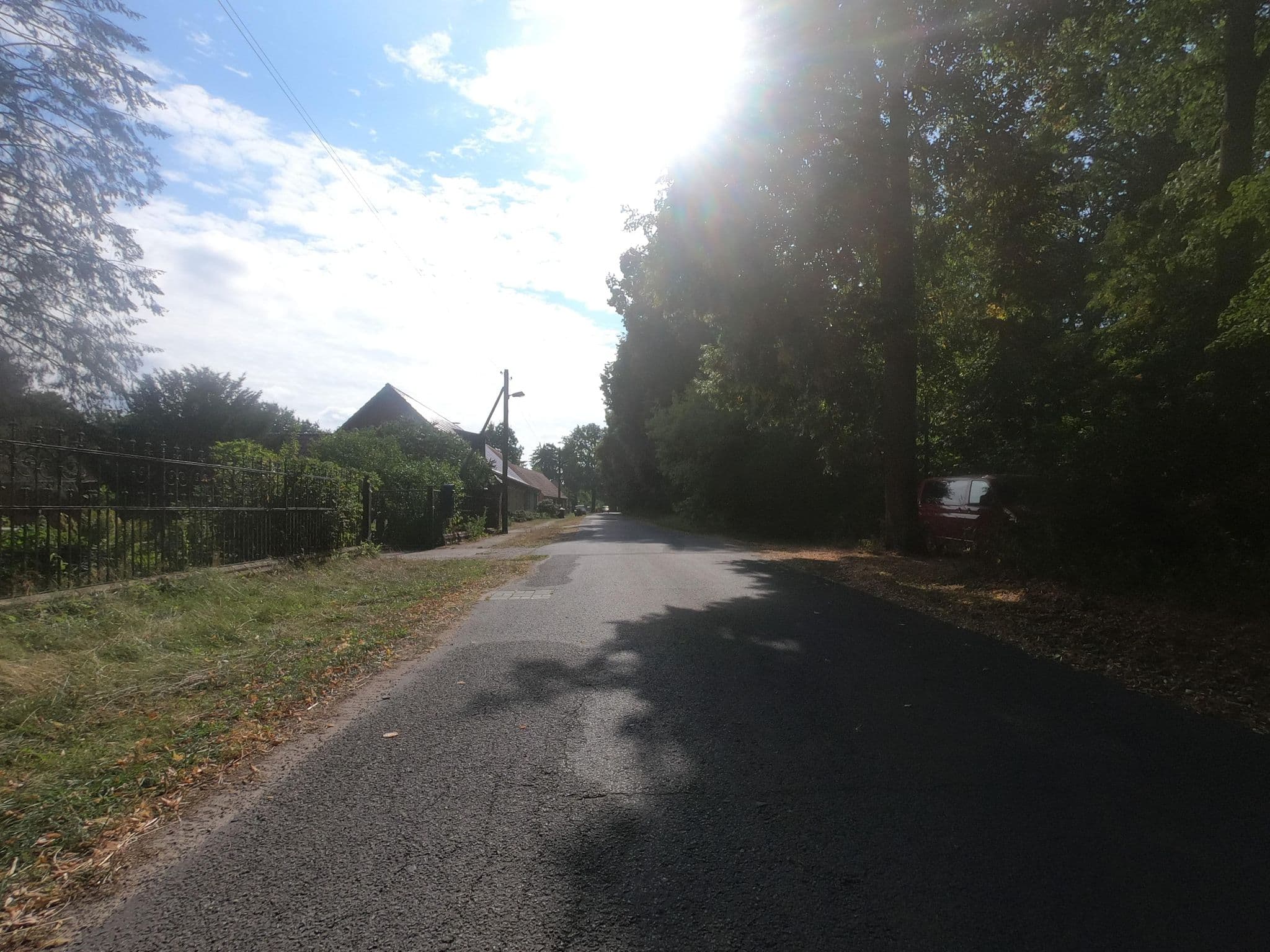 Street view near Schluftis Waldvilla, Liebenwalde — © carlheinz (CC BY-SA · Mapillary)