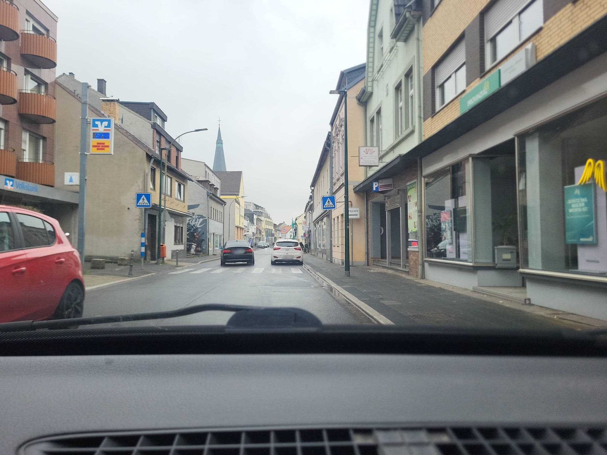 Street view near Hotel St. Vinzenz, Kerpen — © walldi222 (CC BY-SA · Mapillary)