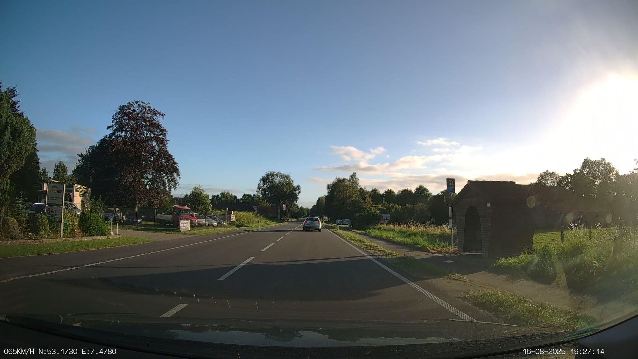 Street view near Hotel-Restaurant Rotbuche, Leer — © heetENkoel (CC BY-SA · Mapillary)