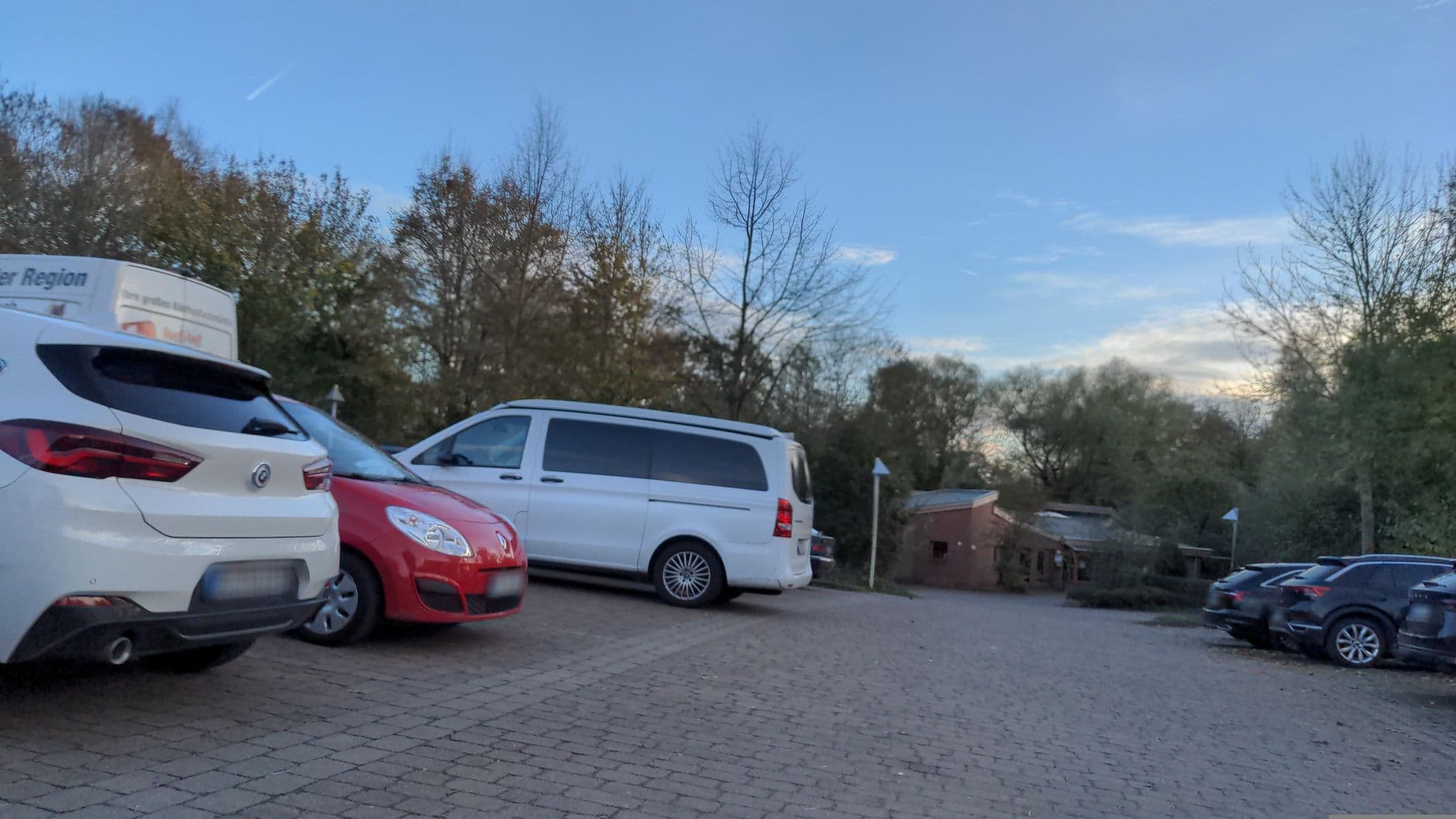 Street view near Wohnmobilstellplatz Karpfenplatz, Reinfeld — © rasmustravemnd (CC BY-SA · Mapillary)