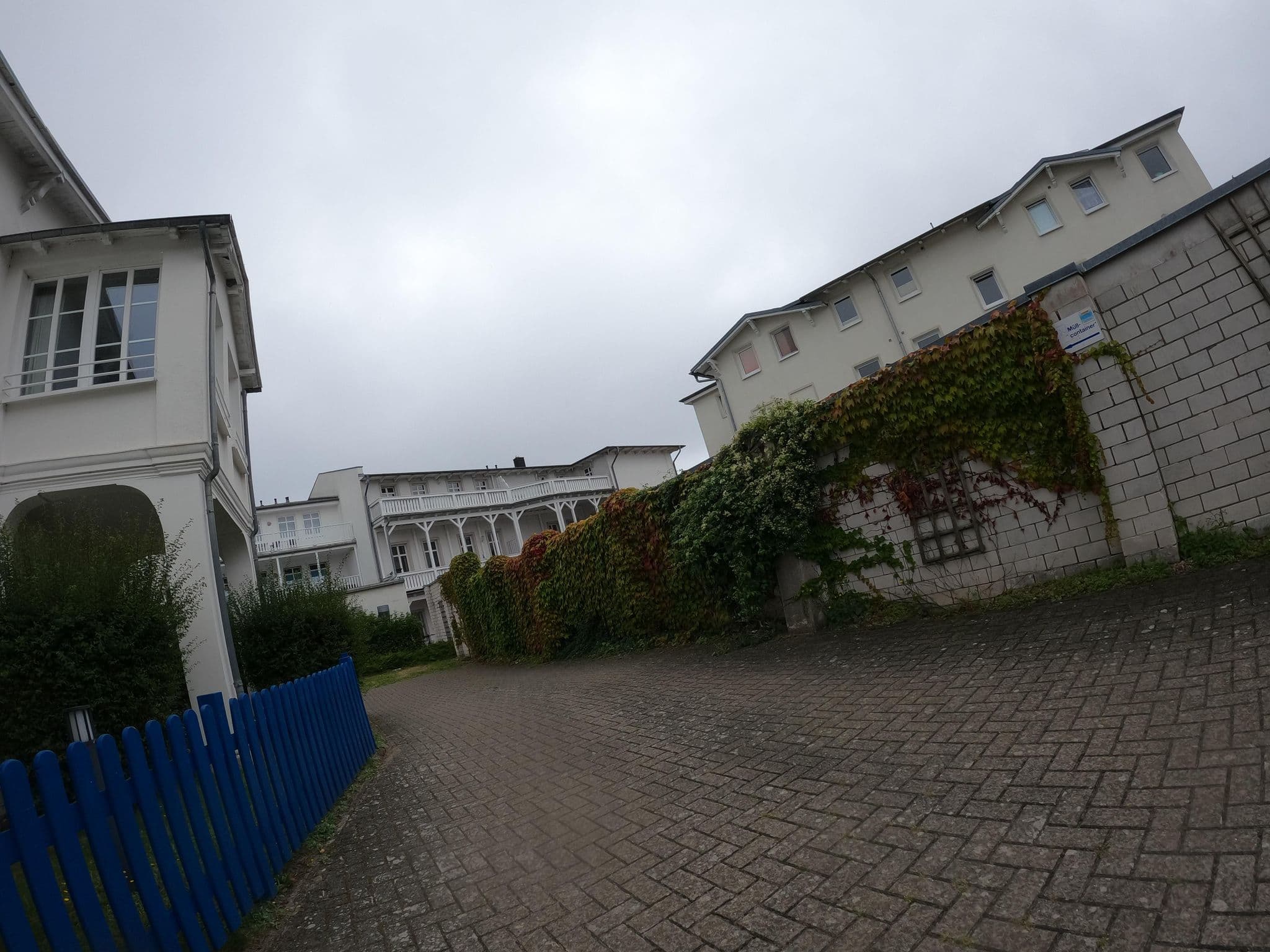 Street view near Villa Karola, Ostseebad Göhren