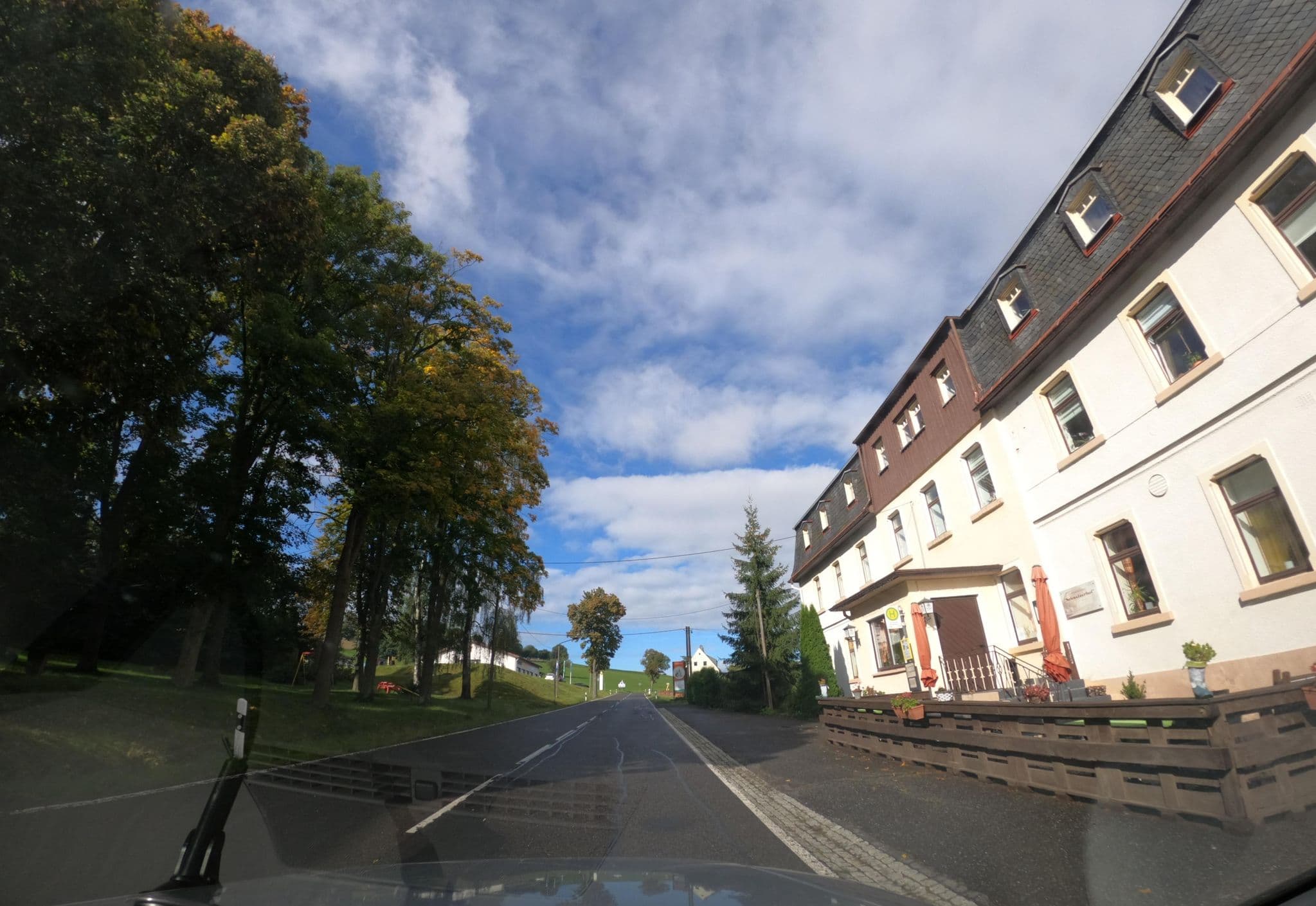 Street view near Gasthaus & Pension Schweizerhof, Rechenberg-Bienenmühle — © atze02 (CC BY-SA · Mapillary)