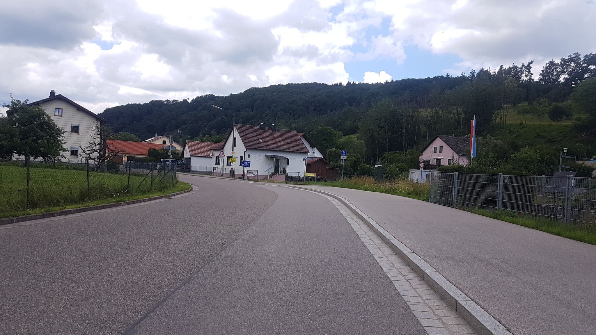 Street view near Haus Christine, Solnhofen — © changchun1 (CC BY-SA · Mapillary)