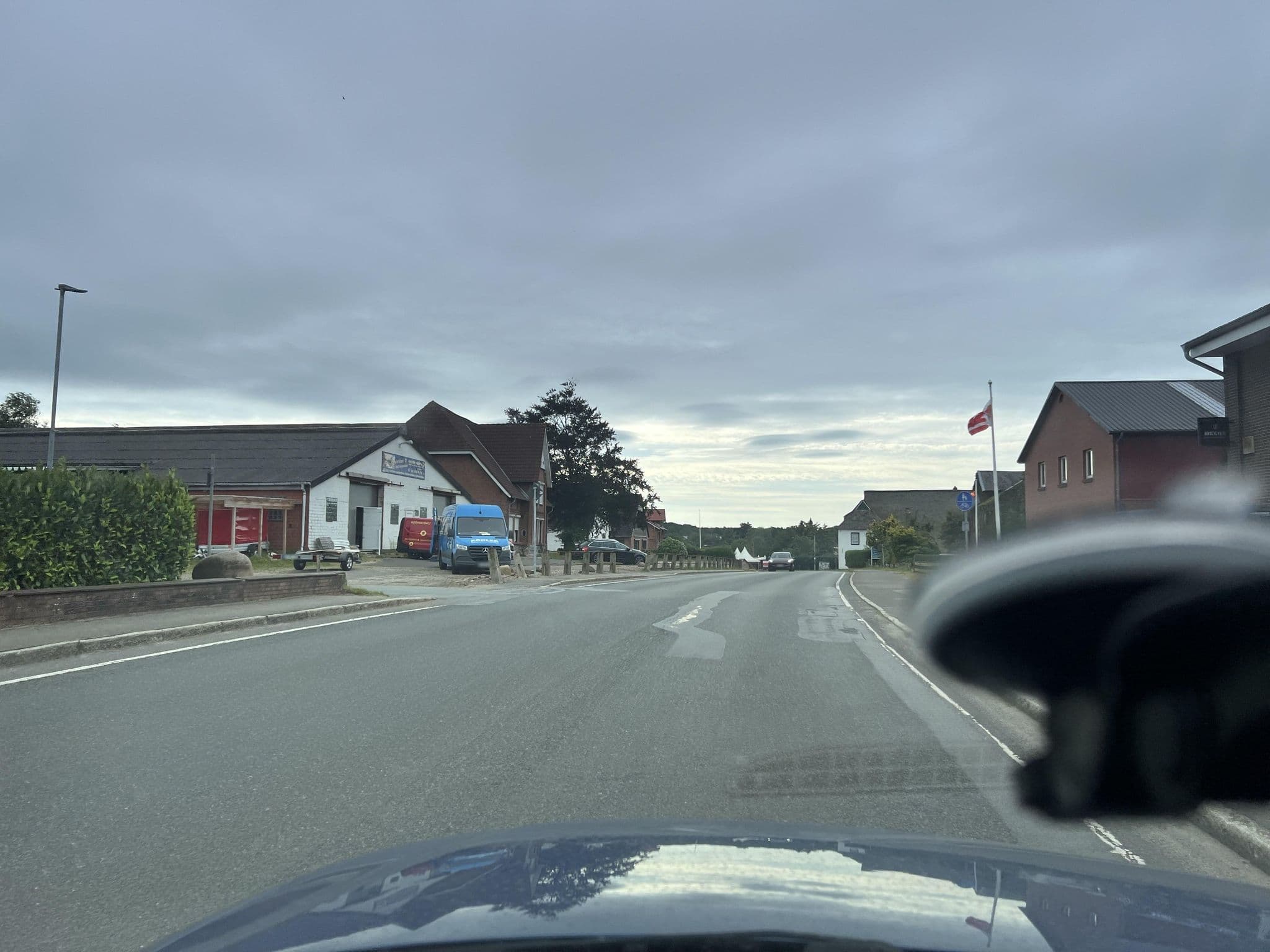 Street view near Karstens Gasthof, Nordhastedt — © robffm (CC BY-SA · Mapillary)