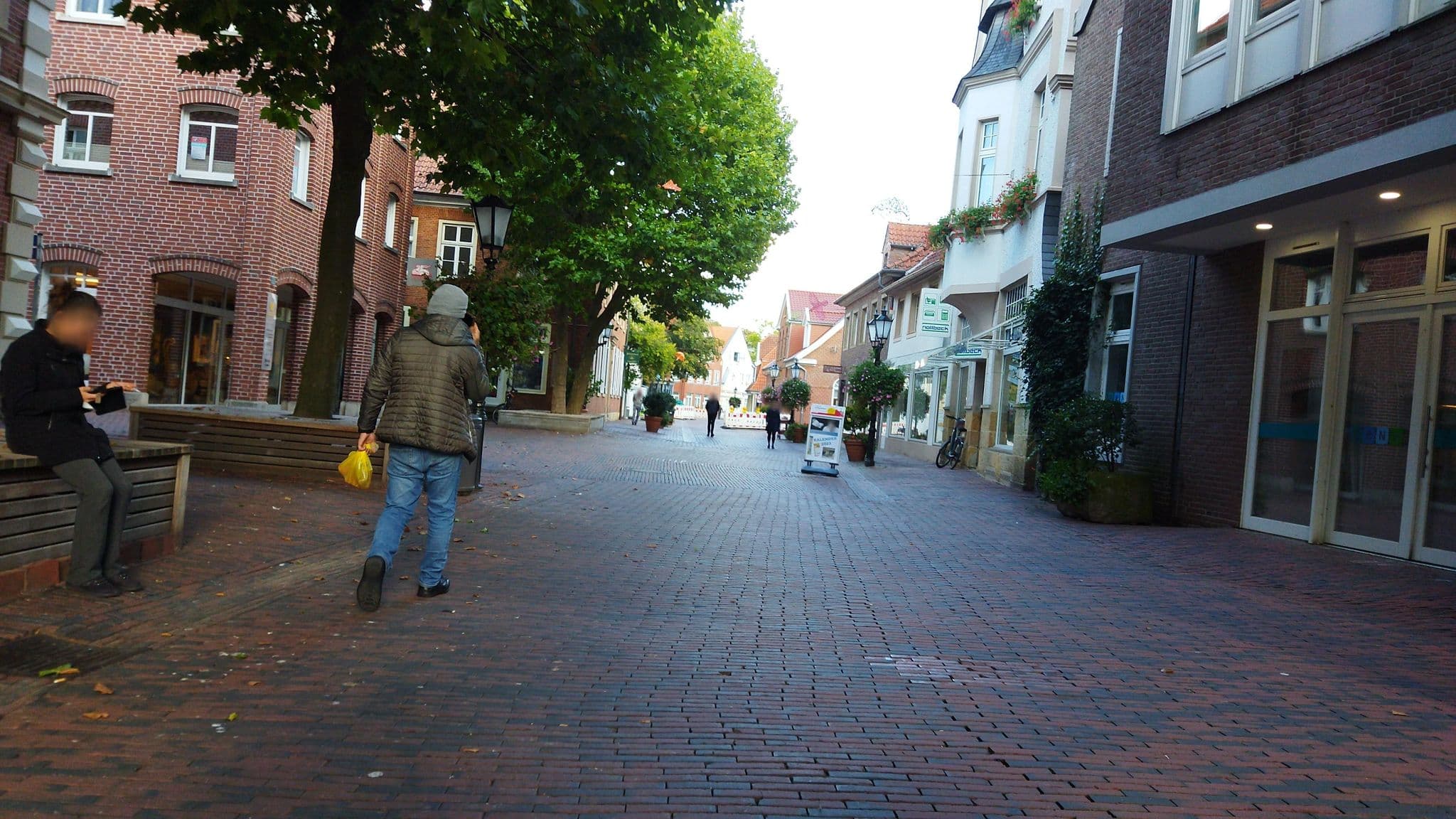 Street view near Burghotel Lingen, Lingen — © changchun1 (CC BY-SA · Mapillary)