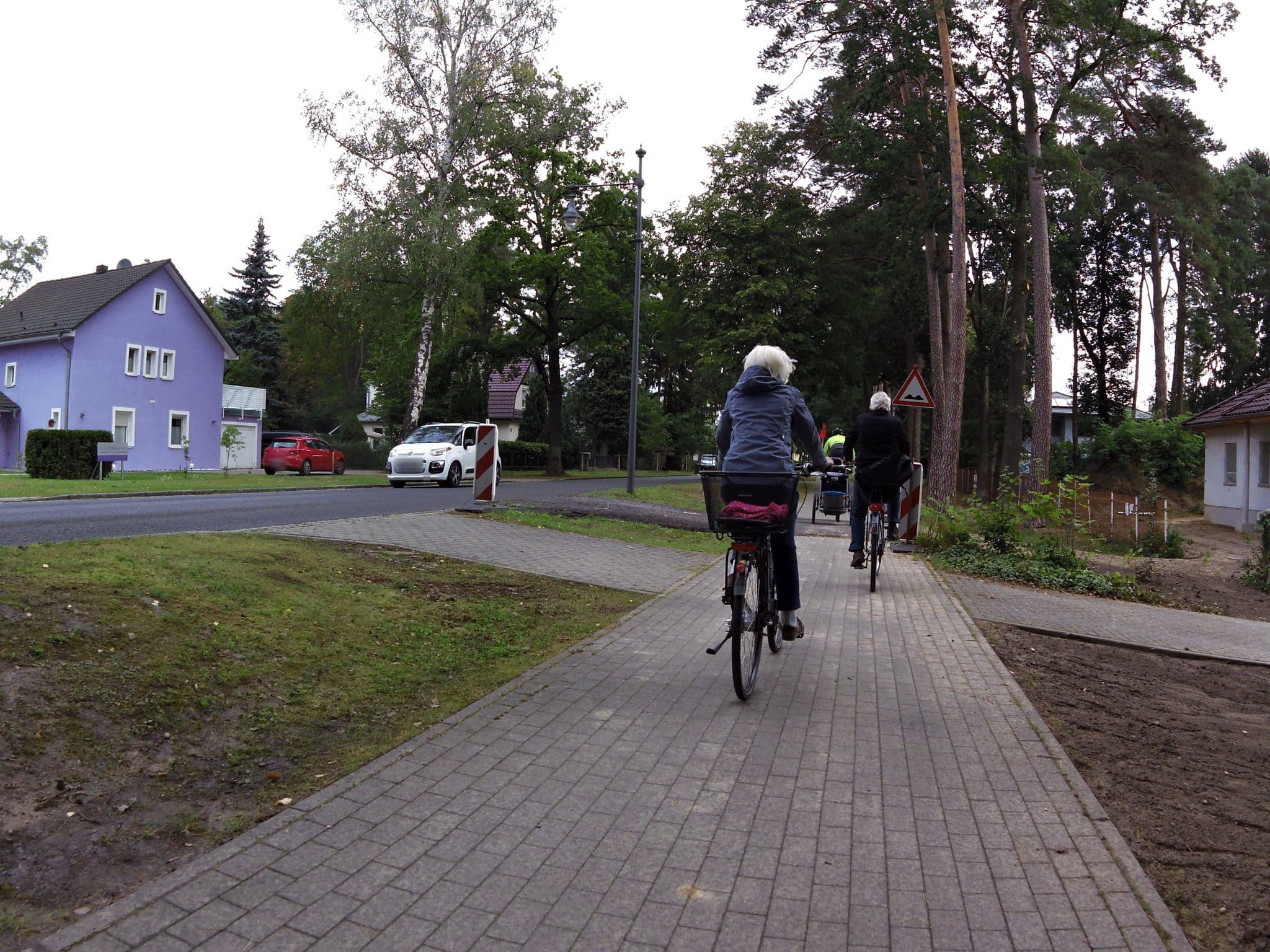 Street view near Salzträume am See, Bad Saarow — © zoegglmeyr1 (CC BY-SA · Mapillary)
