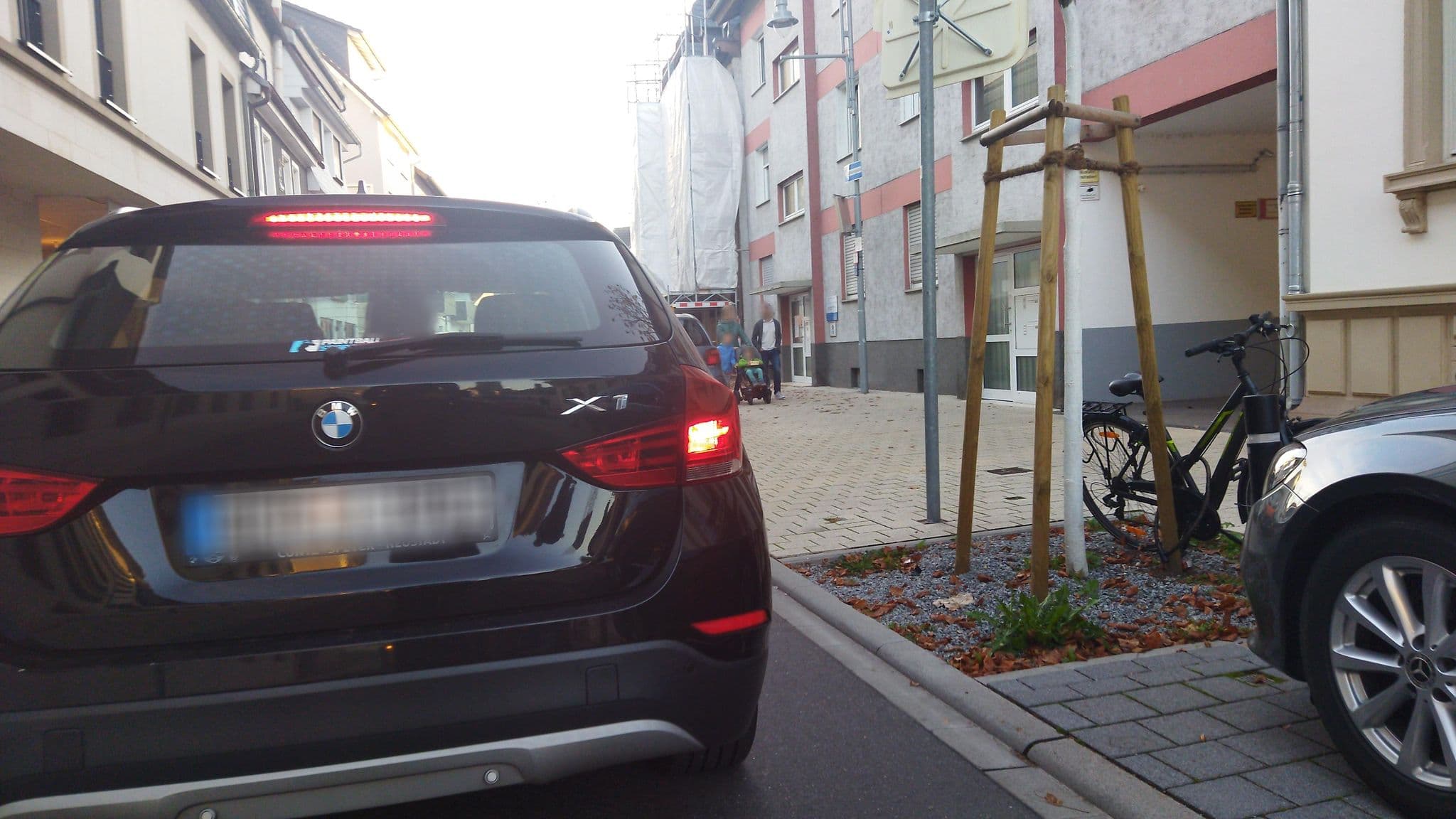 Street view near Gästehaus am Schloss, Schwetzingen — © changchun1 (CC BY-SA · Mapillary)
