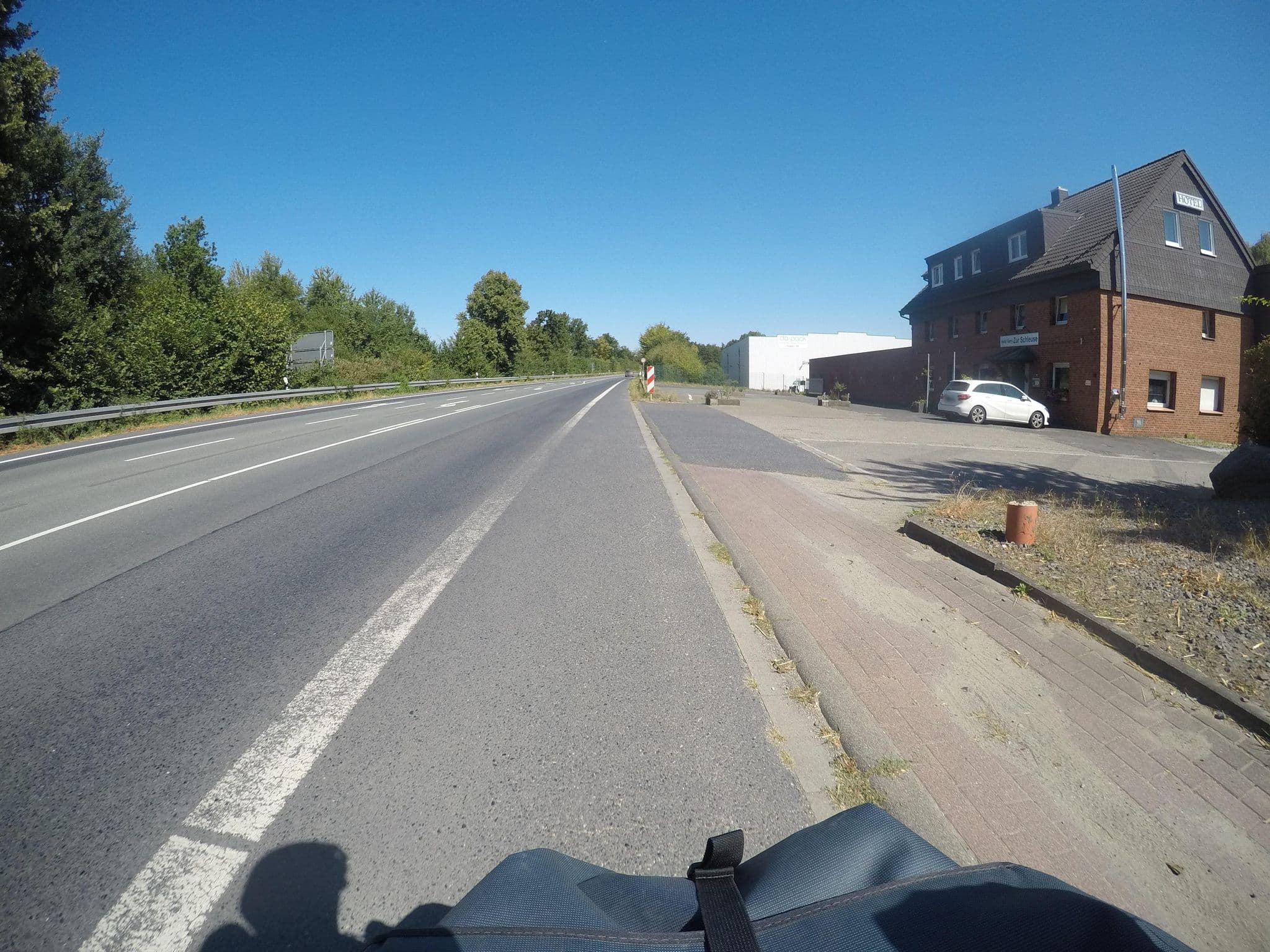 Street view near Zur Schleuse, Datteln — © mfa (CC BY-SA · Mapillary)