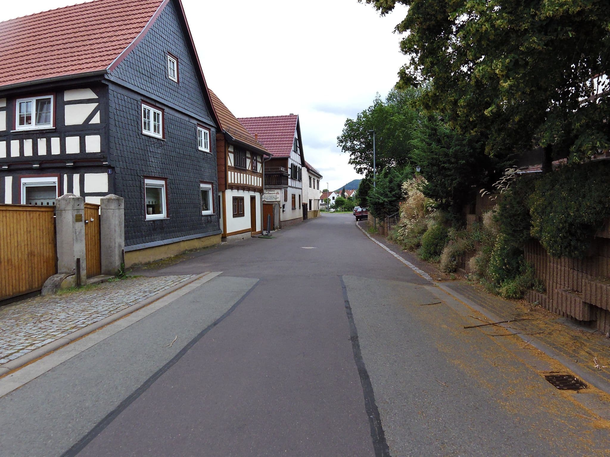 Street view near Lindenhof, Mechterstädt — © zoegglmeyr (CC BY-SA · Mapillary)