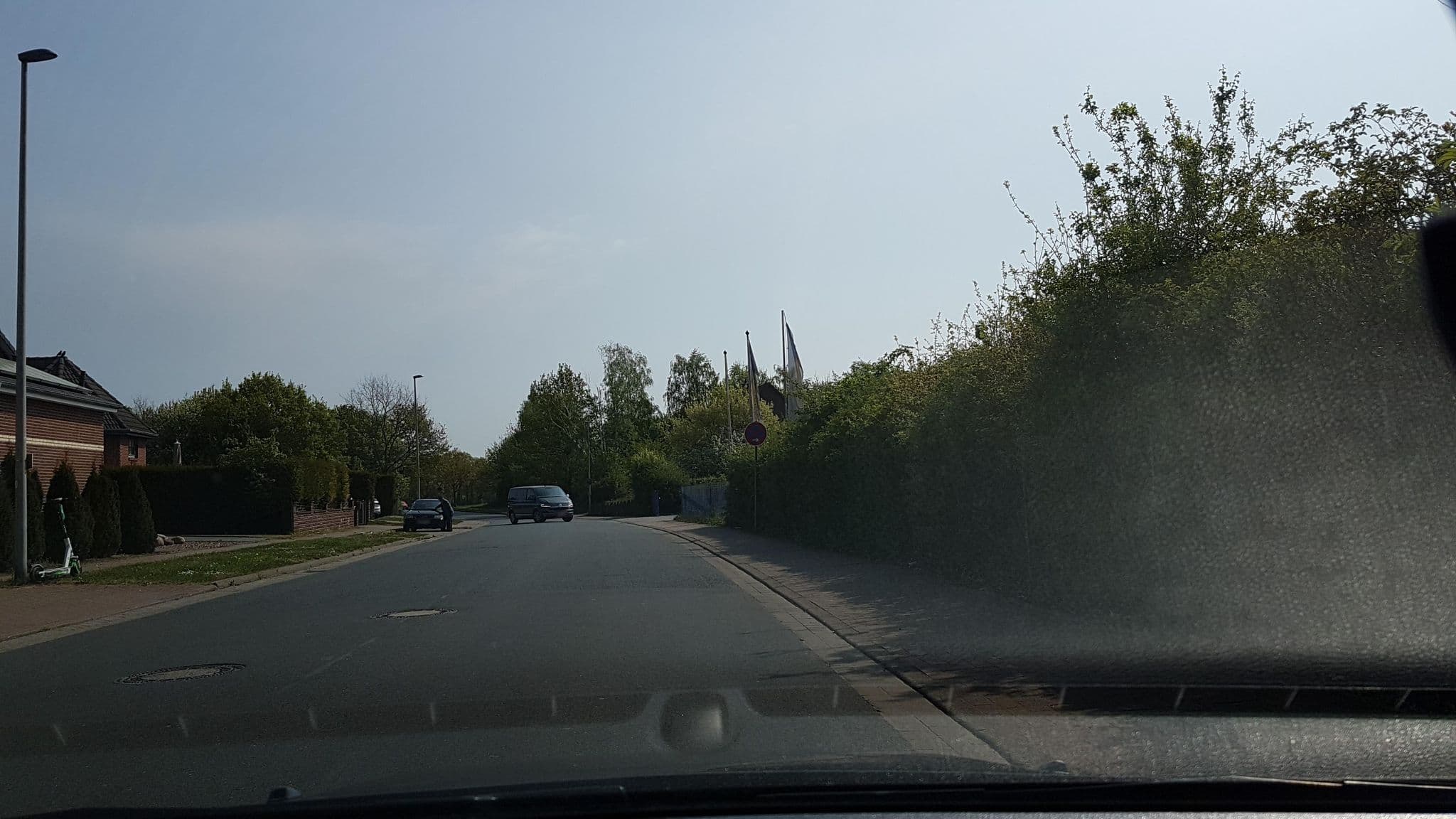 Street view near Globotel, Garbsen-Mitte — © Langfahrer (CC BY-SA · Mapillary)